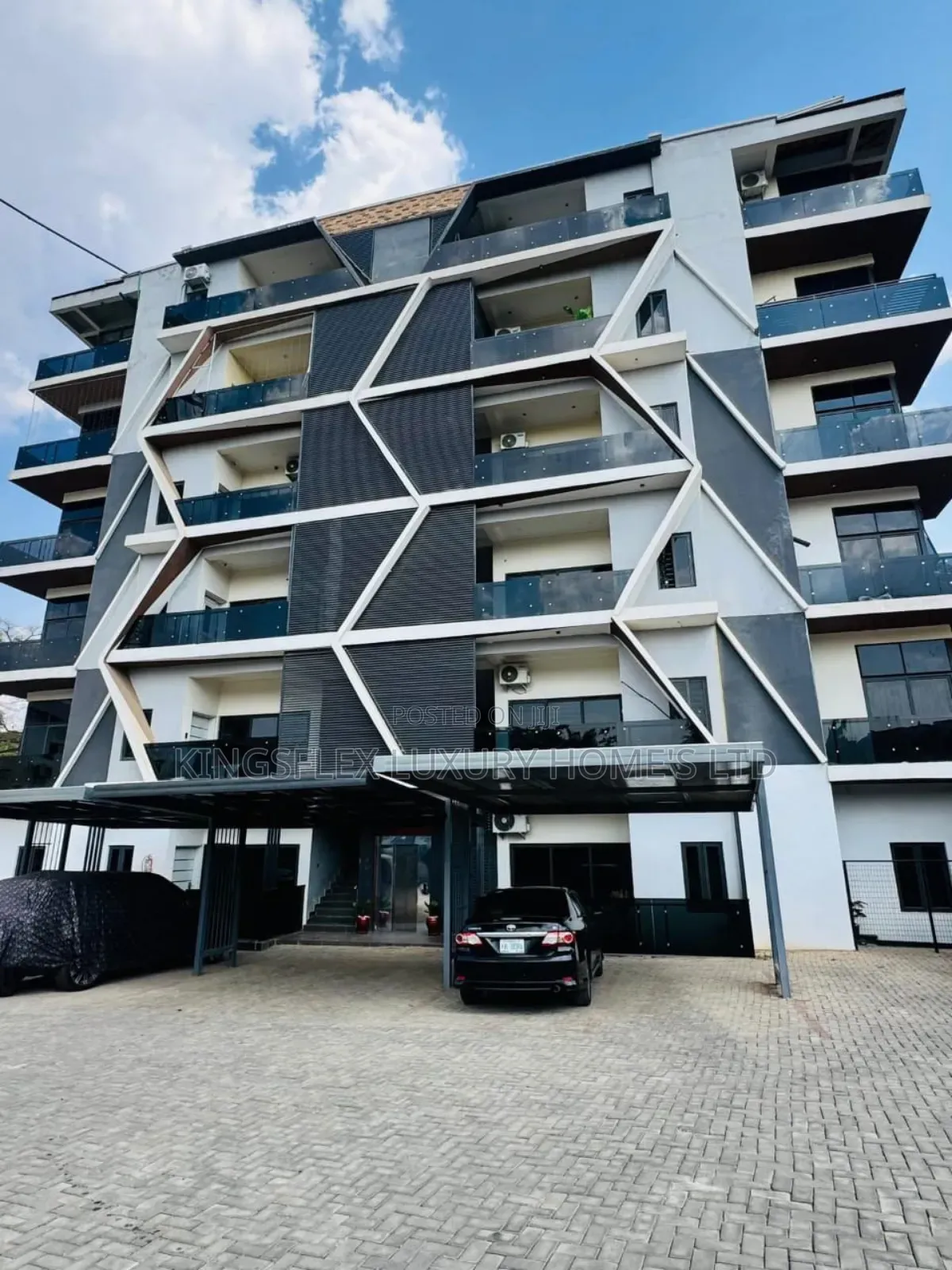 Furnished 3bdrm Block of Flats in Estate, Maitama for sale
