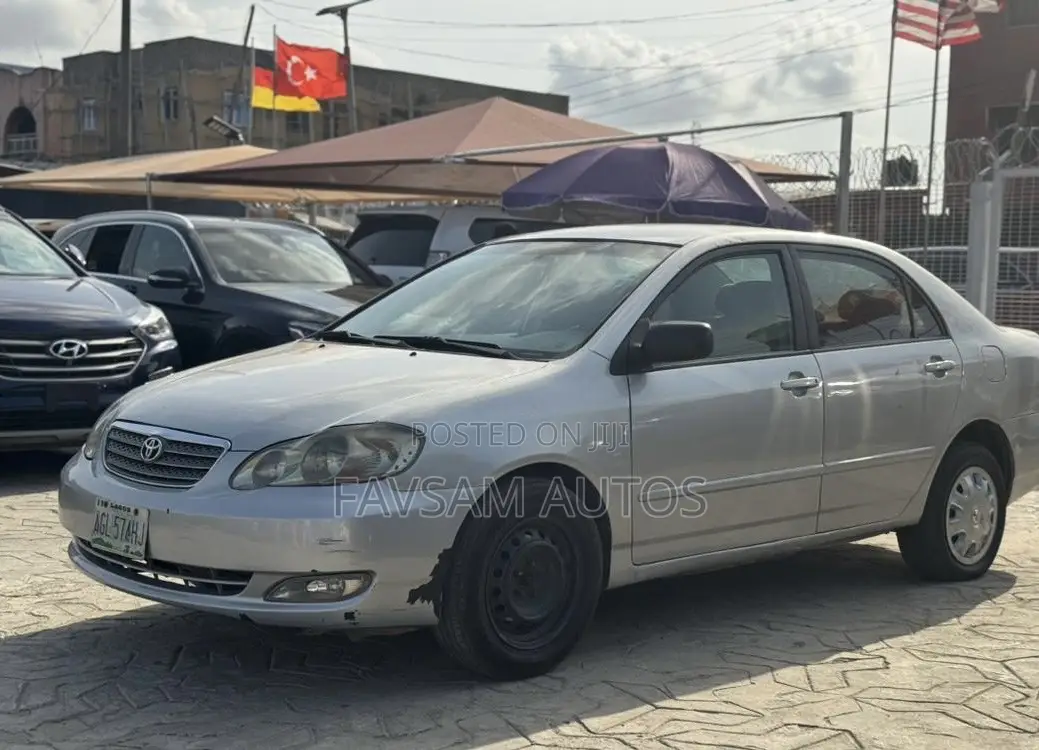 Toyota Corolla 2005 Silver
