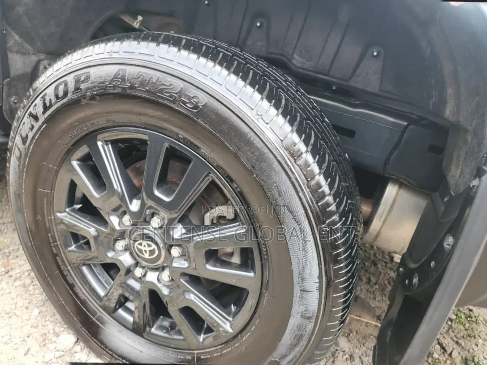 Toyota Land Cruiser Prado 2024 White