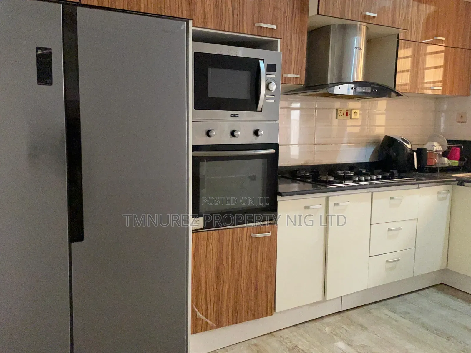 Studio Apartment in Orchild Road, Chevron for rent