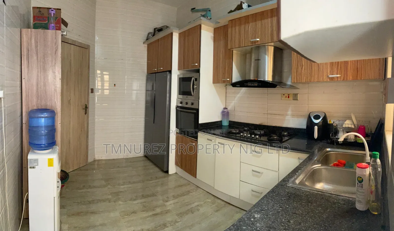 Studio Apartment in Orchild Road, Chevron for rent