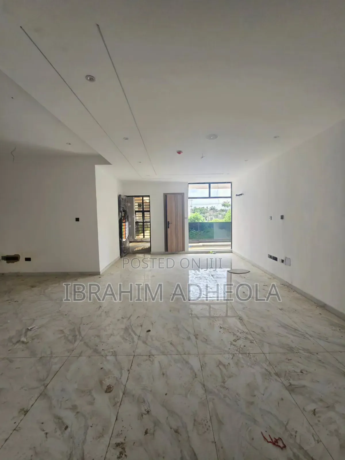 3bdrm Apartment in Ikeja Gra for sale