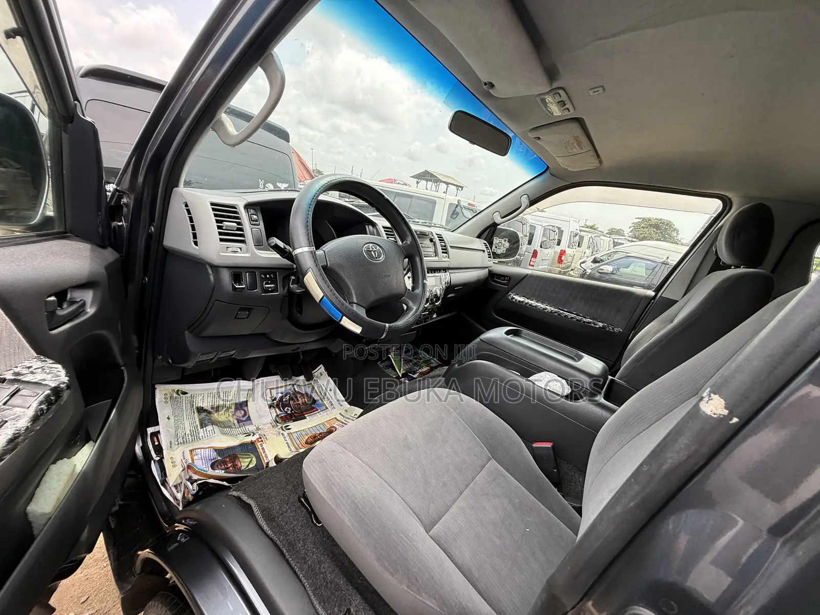 Toyota HiAce 2013 Grey