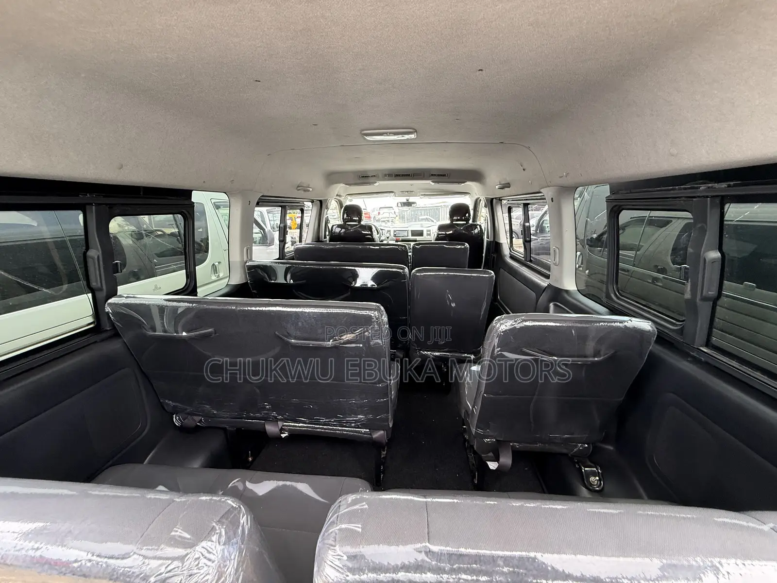 Toyota Grand HiAce 2015 White