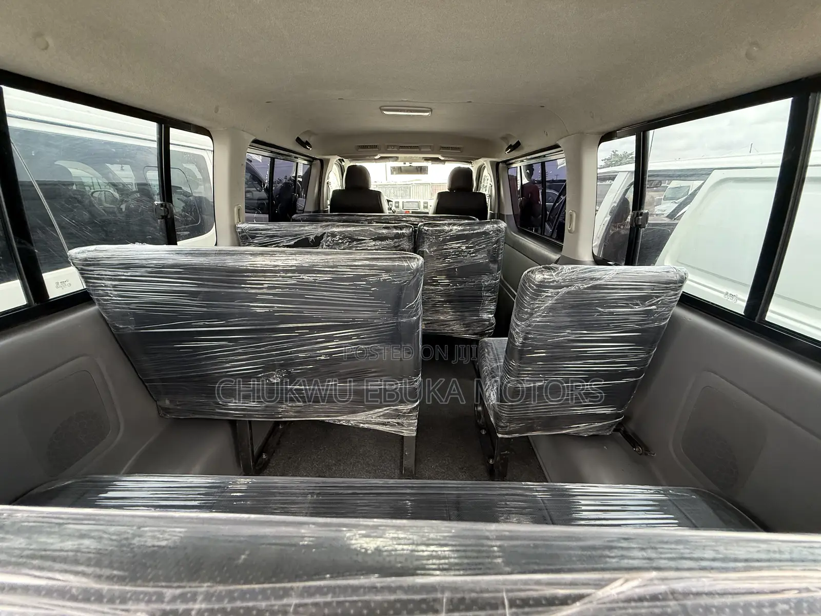 Toyota HiAce 2012 Black