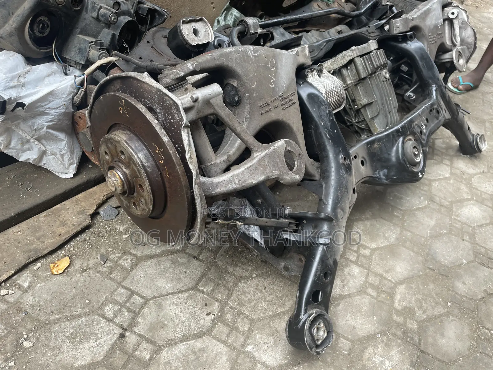 Back Beam for Audi Q5 A4 A7 A6 2013 2015