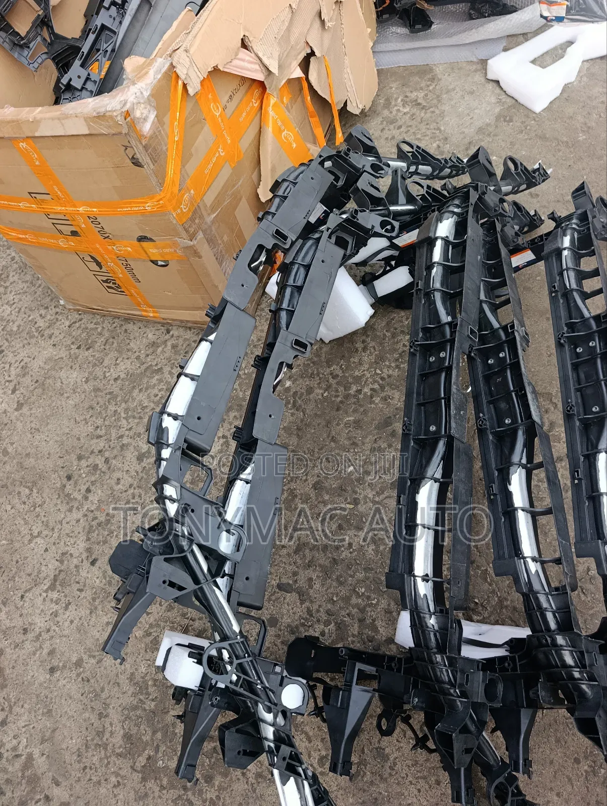 Mercedes Benz Cla250,Gla250 Front Cut