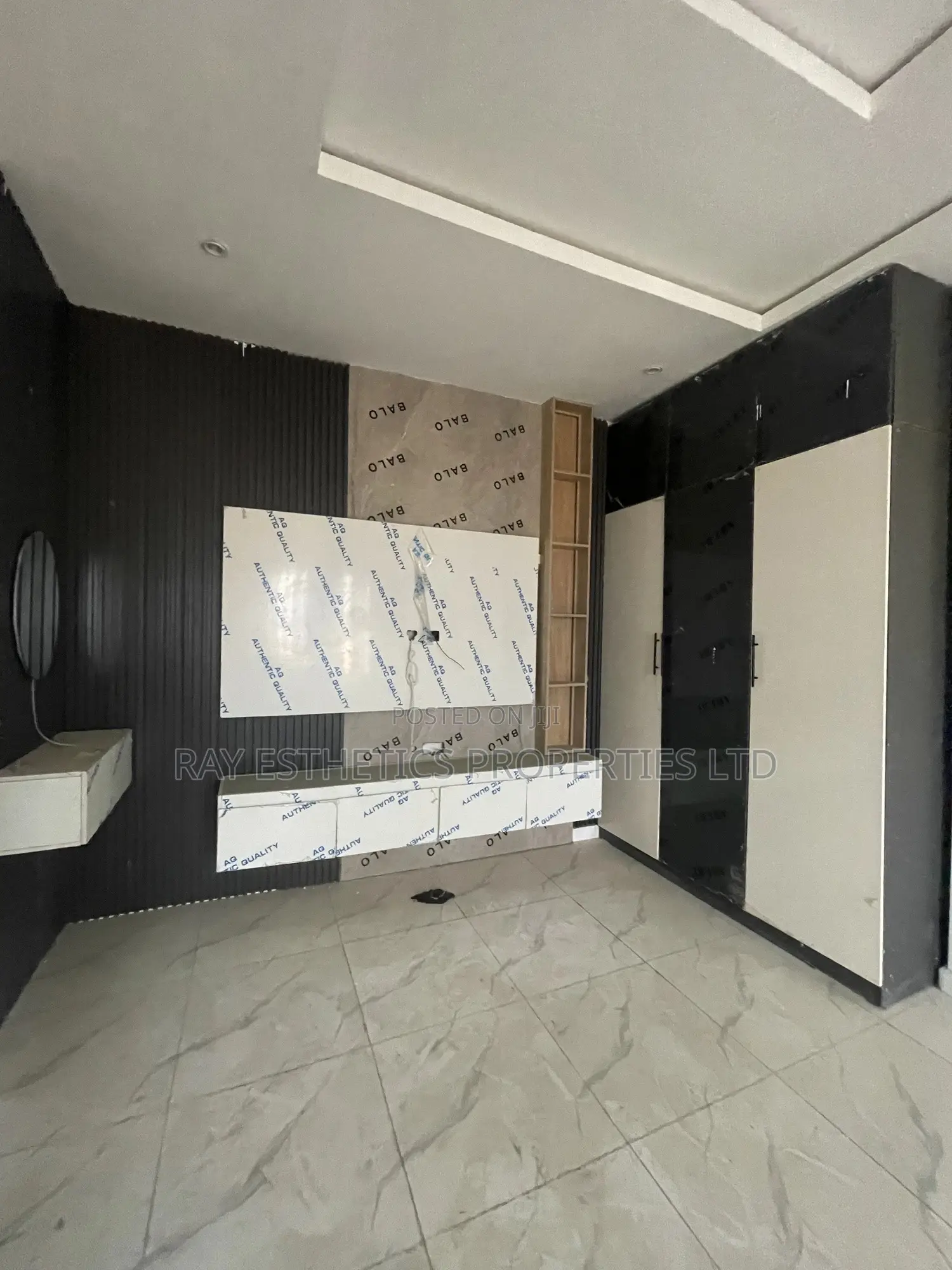 2bdrm Block of Flats in Spg Road, Igbo-efon for sale