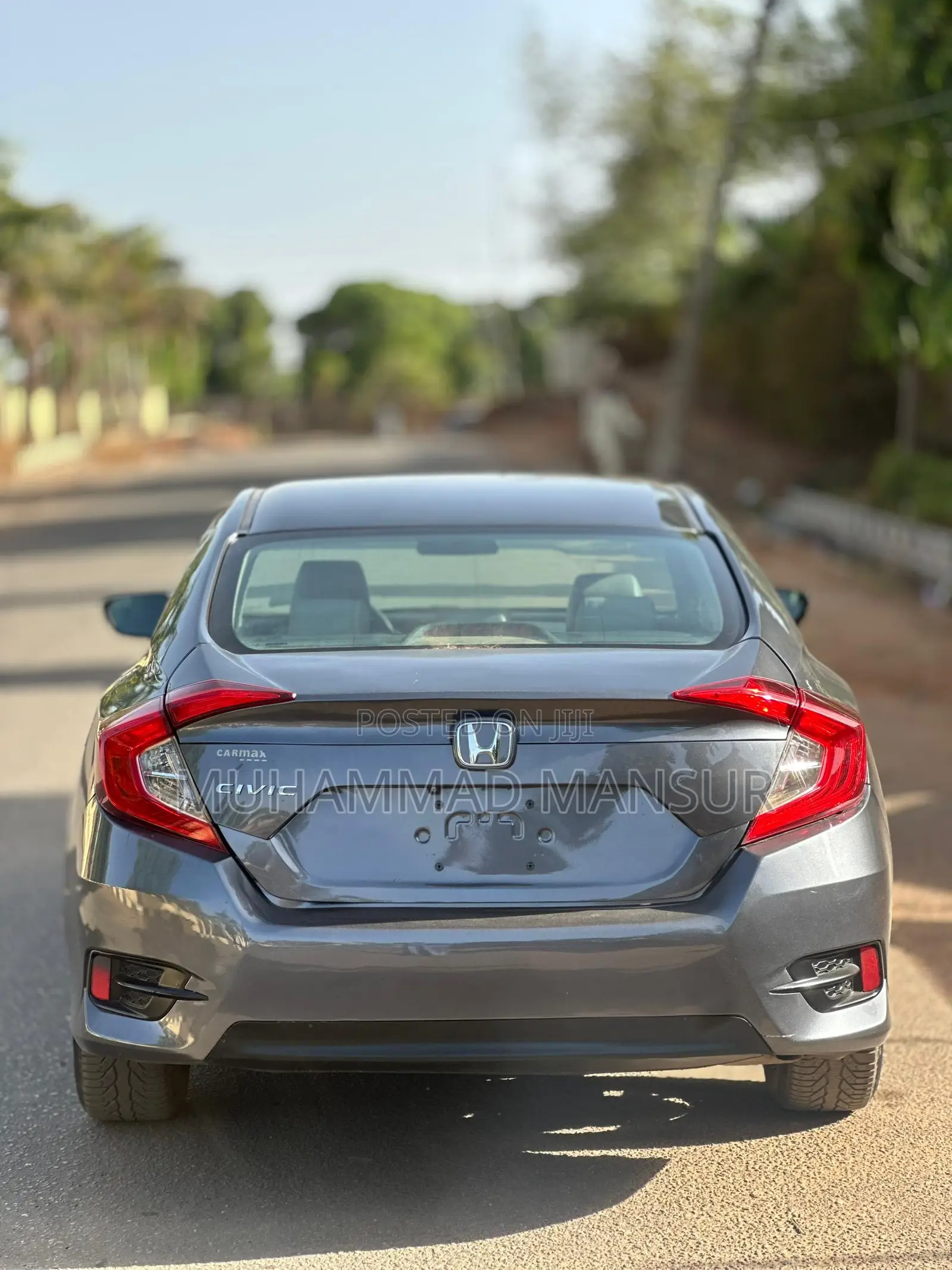Honda Civic LX 4dr Sedan (2.0L 4cyl) 2017 Gray