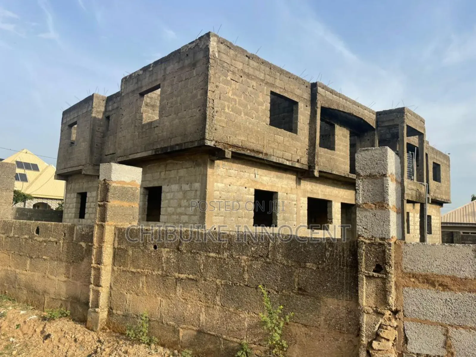 4 Units Of 2bedroom Block Of Flat Carcass Fenced And Gated