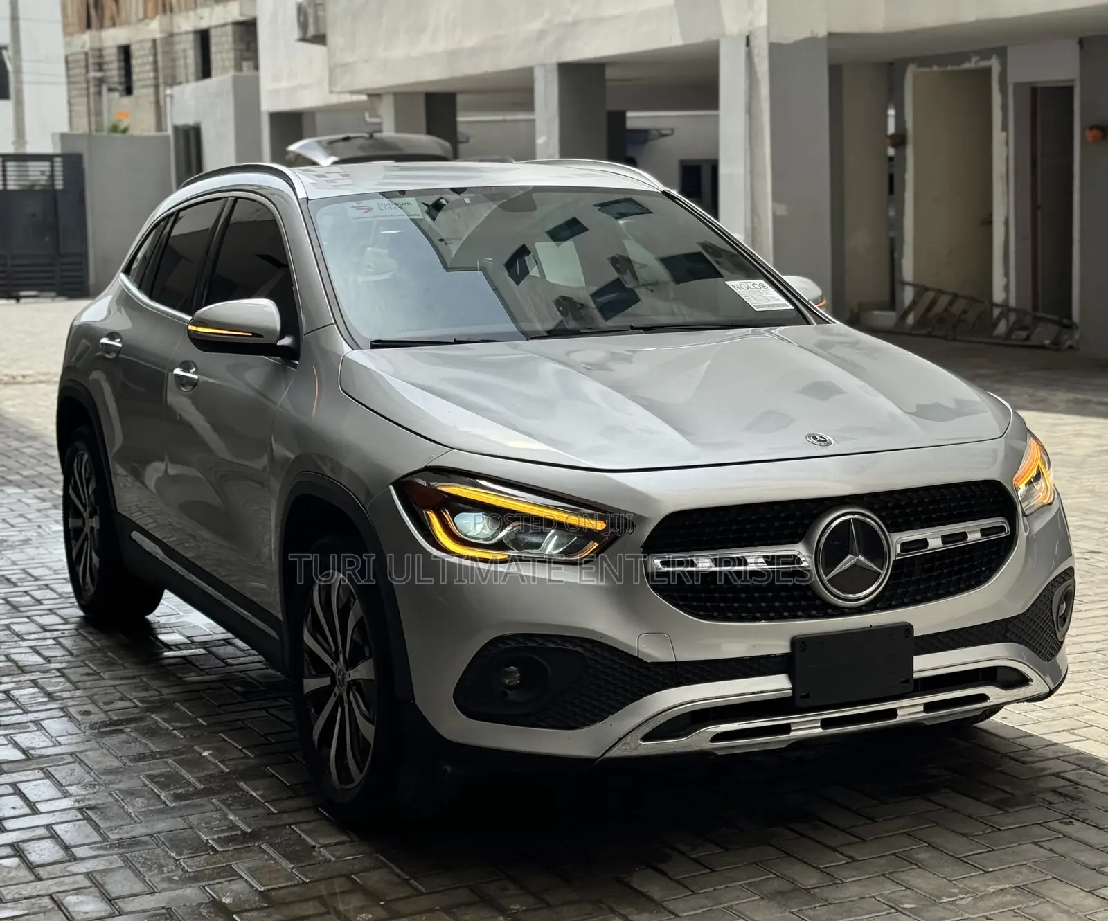 Mercedes-Benz GLA-Class 2021 Silver