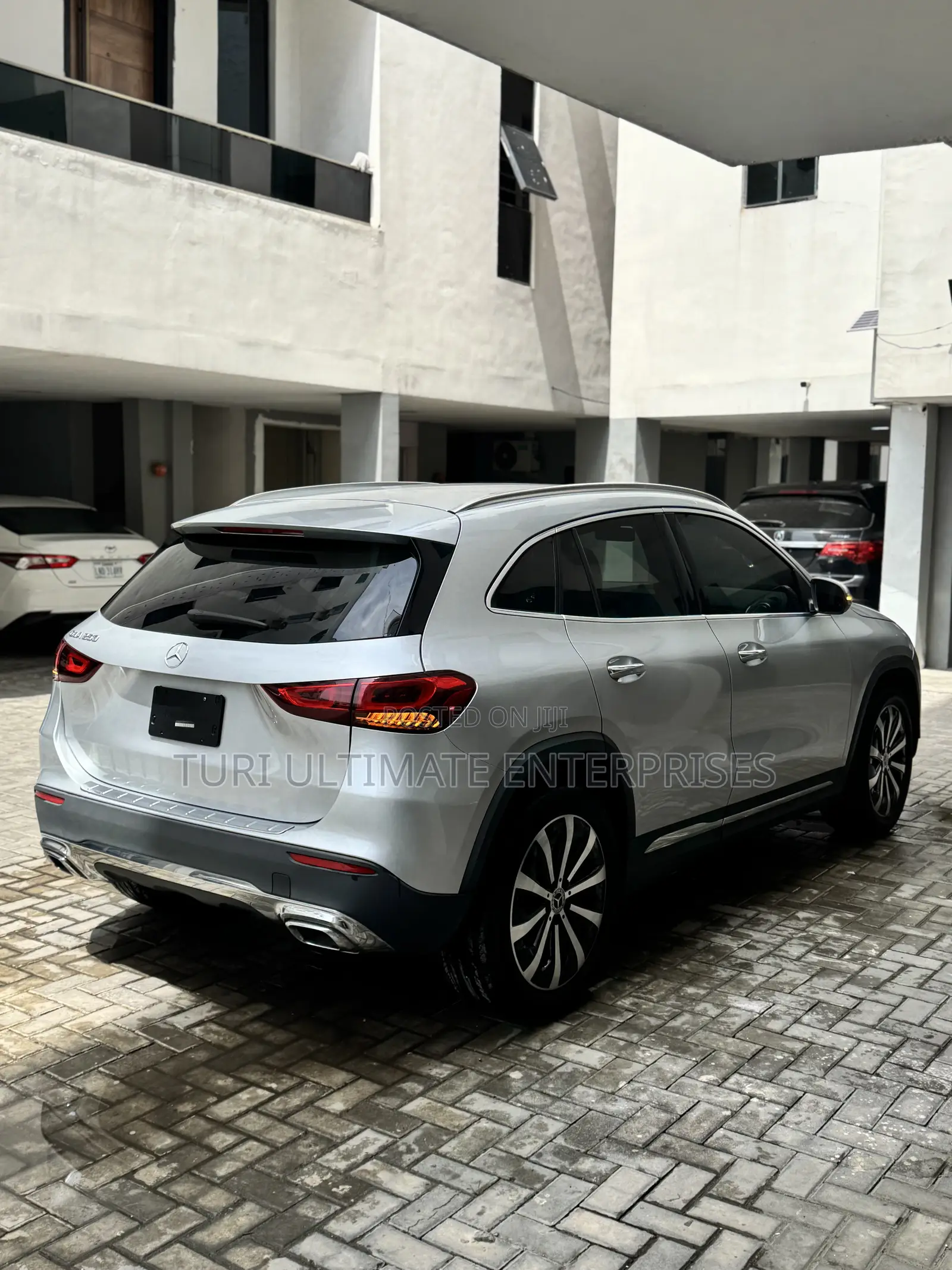 Mercedes-Benz GLA-Class 2021 Silver