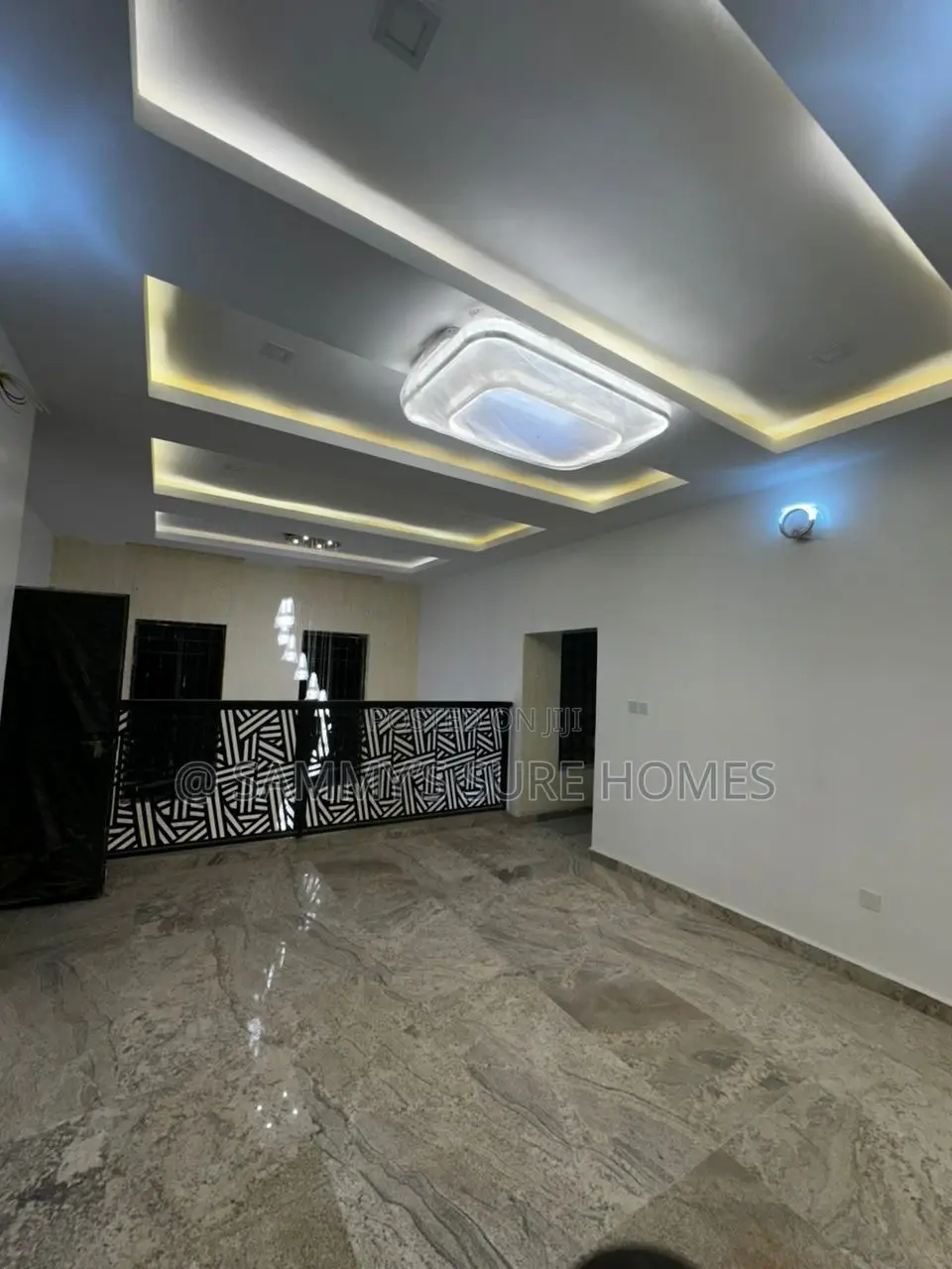 4bdrm Duplex in Jahi Gilmore for sale