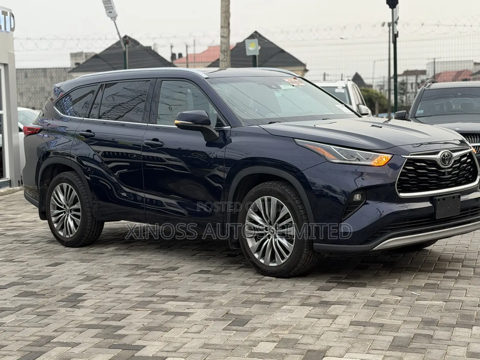 Toyota Highlander Platinum 2021 Blue