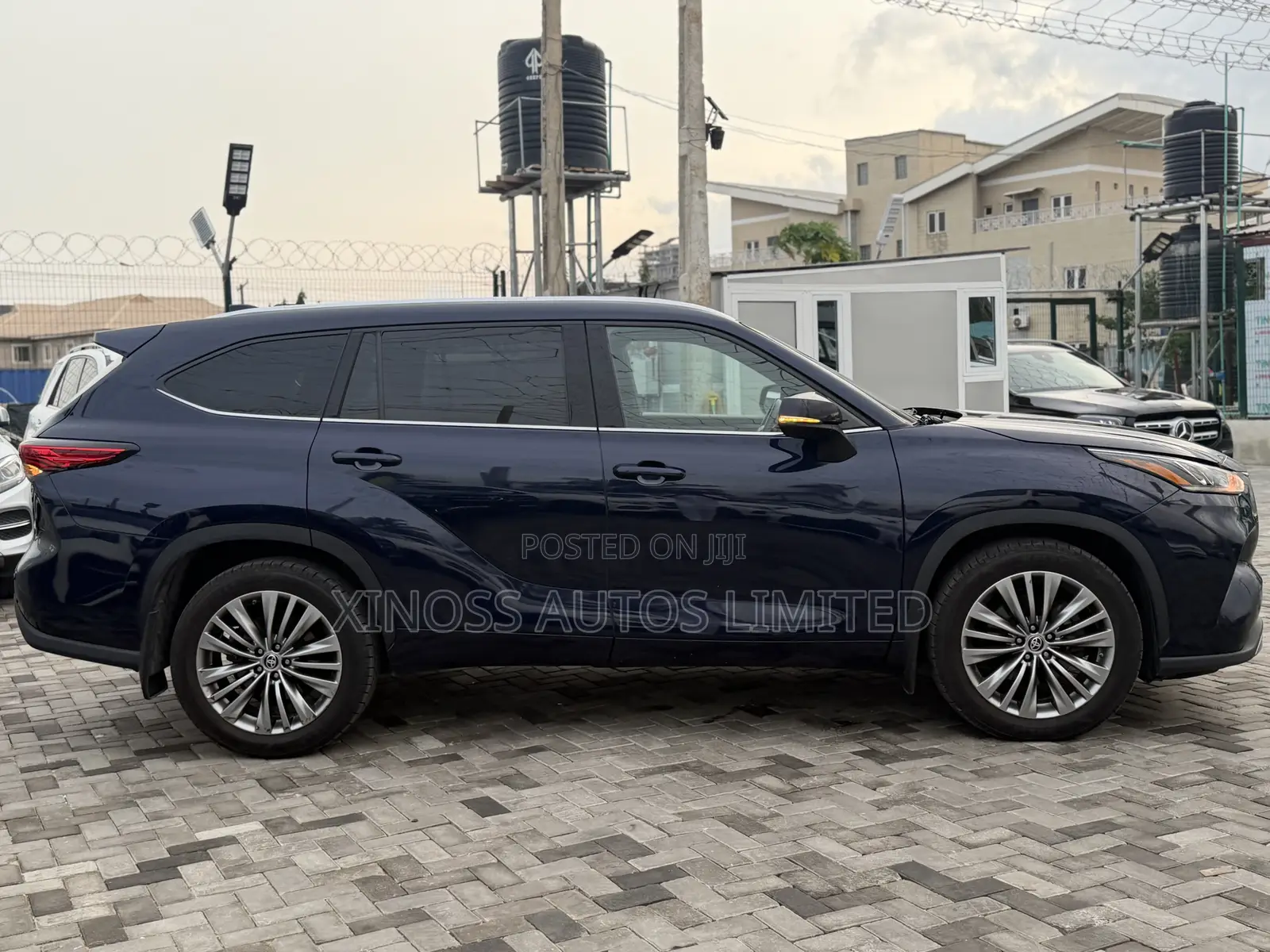 Toyota Highlander Platinum 2021 Blue