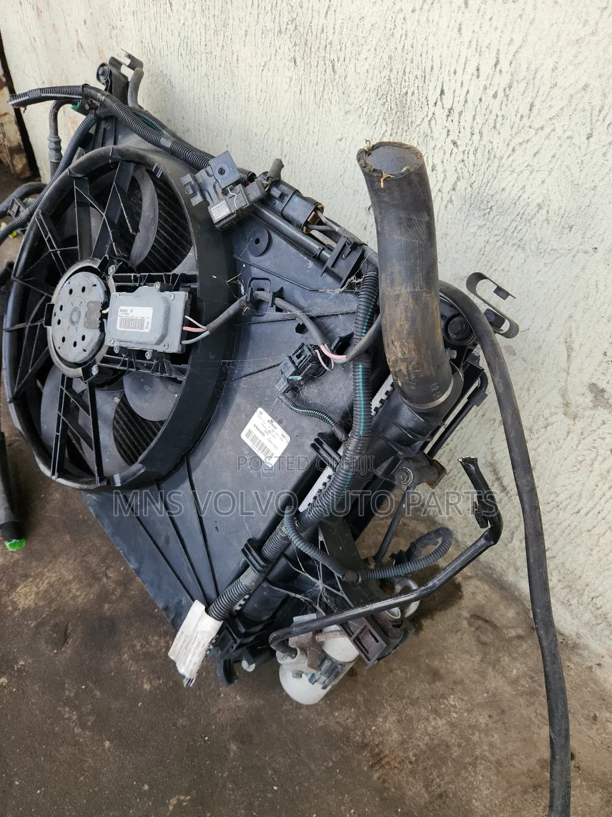 Ccomplete Volvo S60 S80 Radiator 2003