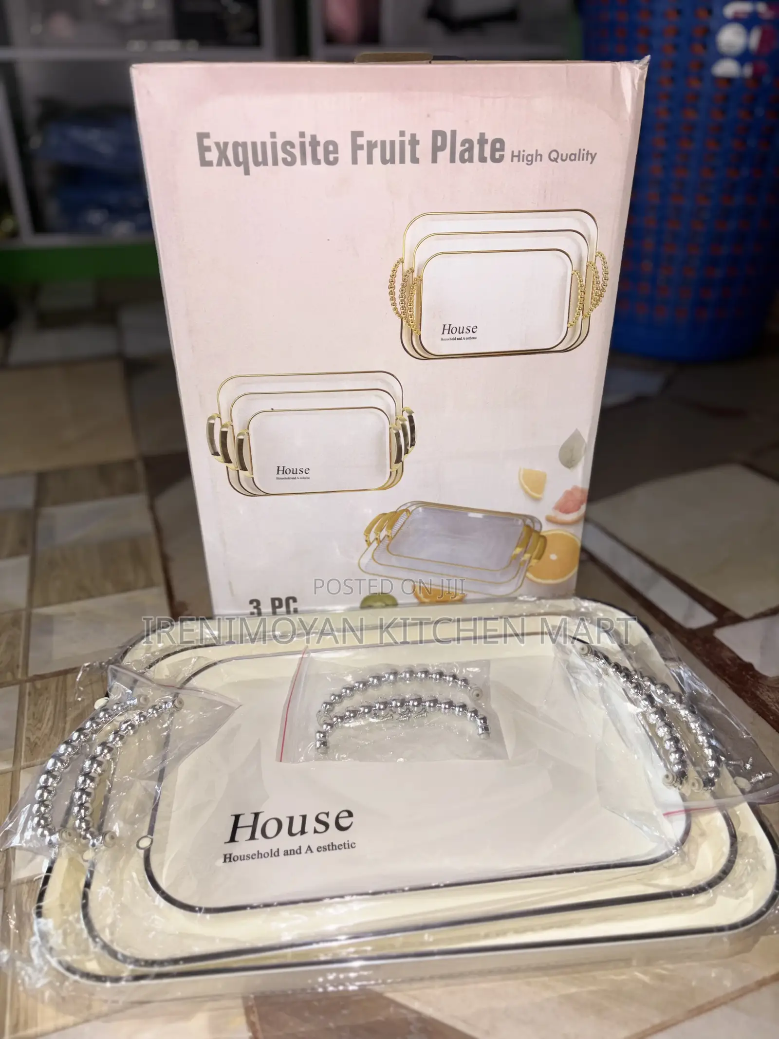 Exquisite Fruit Plate – Stylish Serving Tray