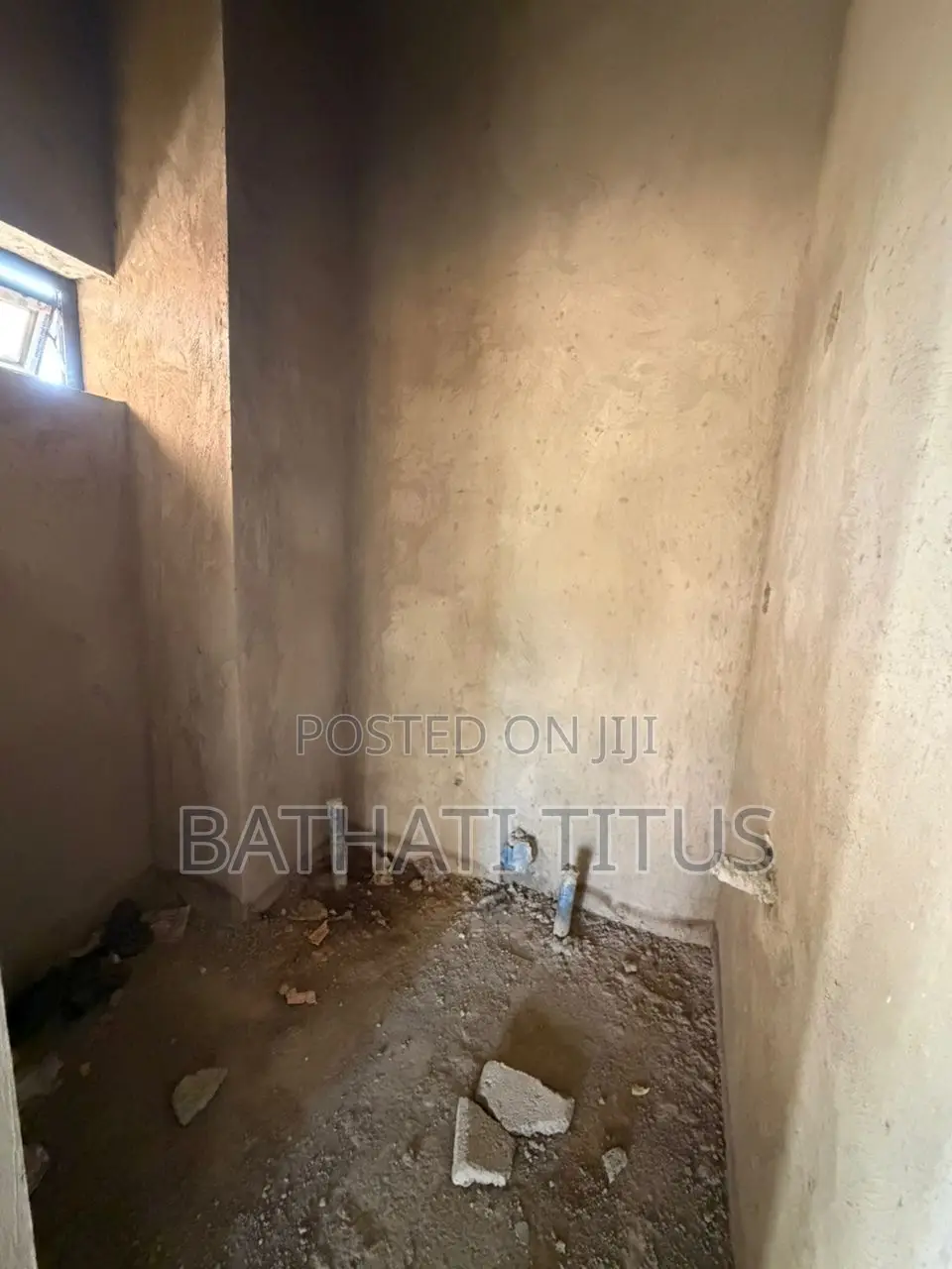 3bdrm Block of Flats in Kaura for sale