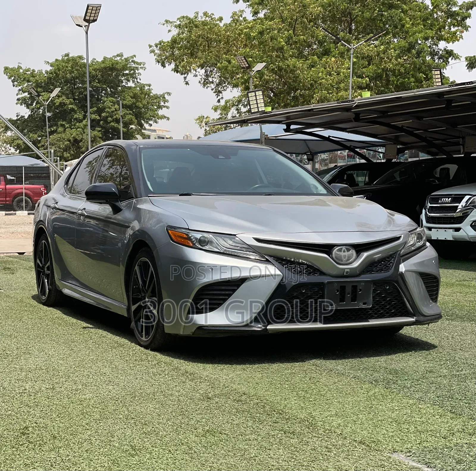 Toyota Camry XSE V6 (3.5L V6 8A) 2019 Gray