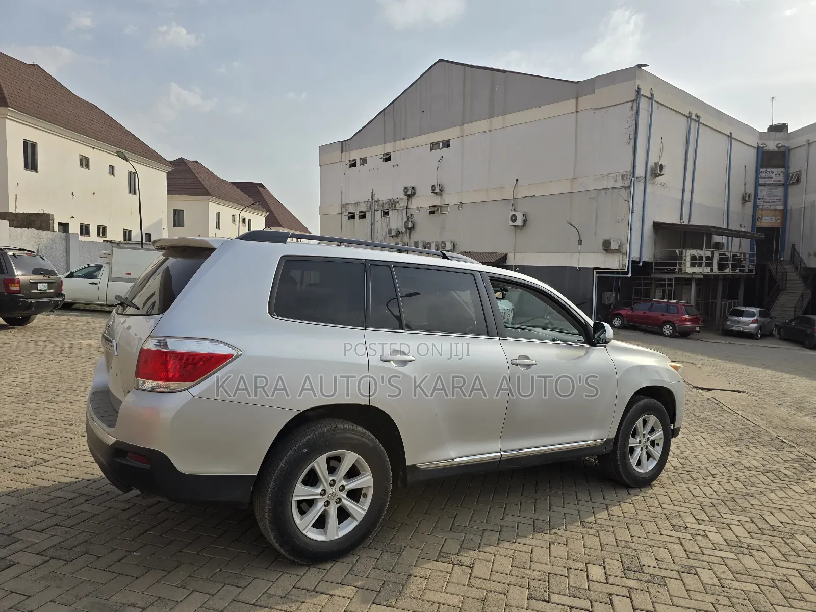 Toyota Highlander 2013 Silver