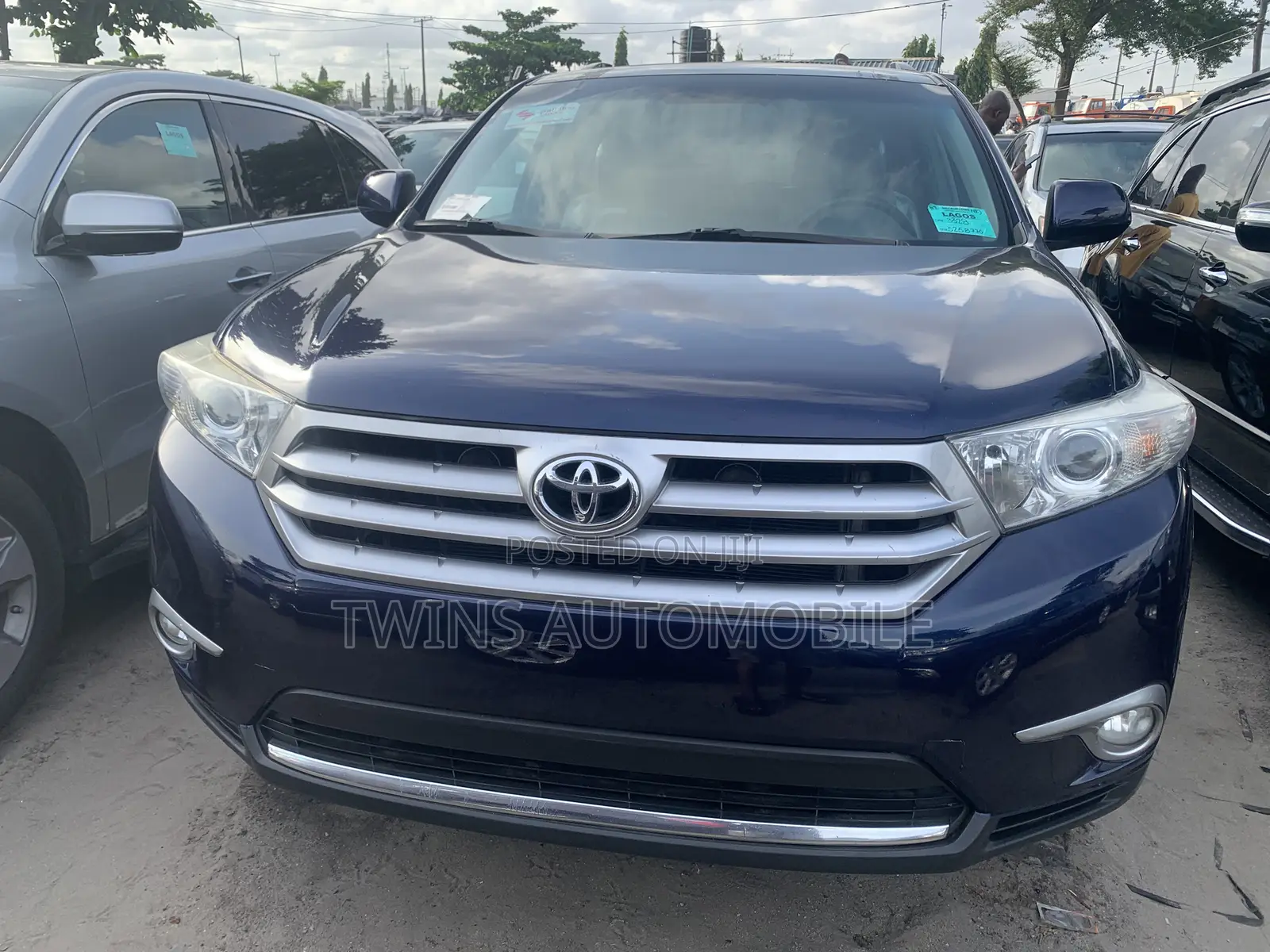 Toyota Highlander Limited 3.5l 4WD 2013 Blue