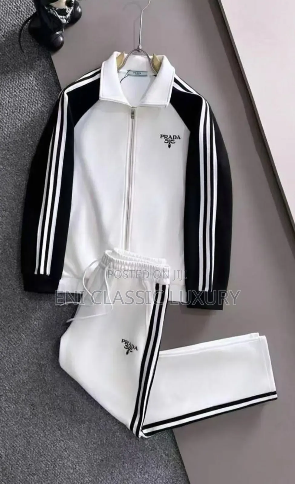 Louis Vuitton Luxury Men's Two PCS Well Banded Package