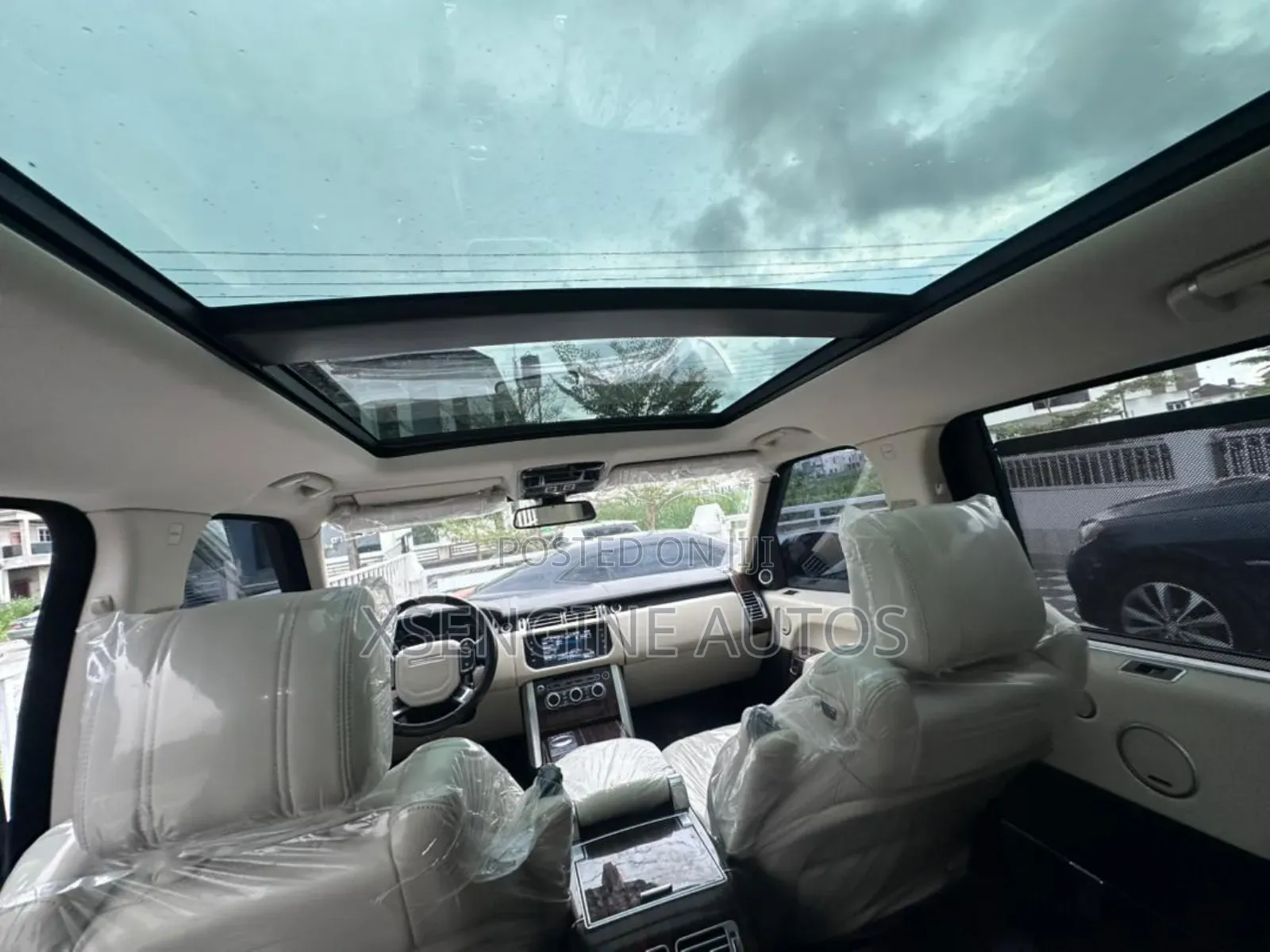 Land Rover Range Rover Vogue 2016 Silver