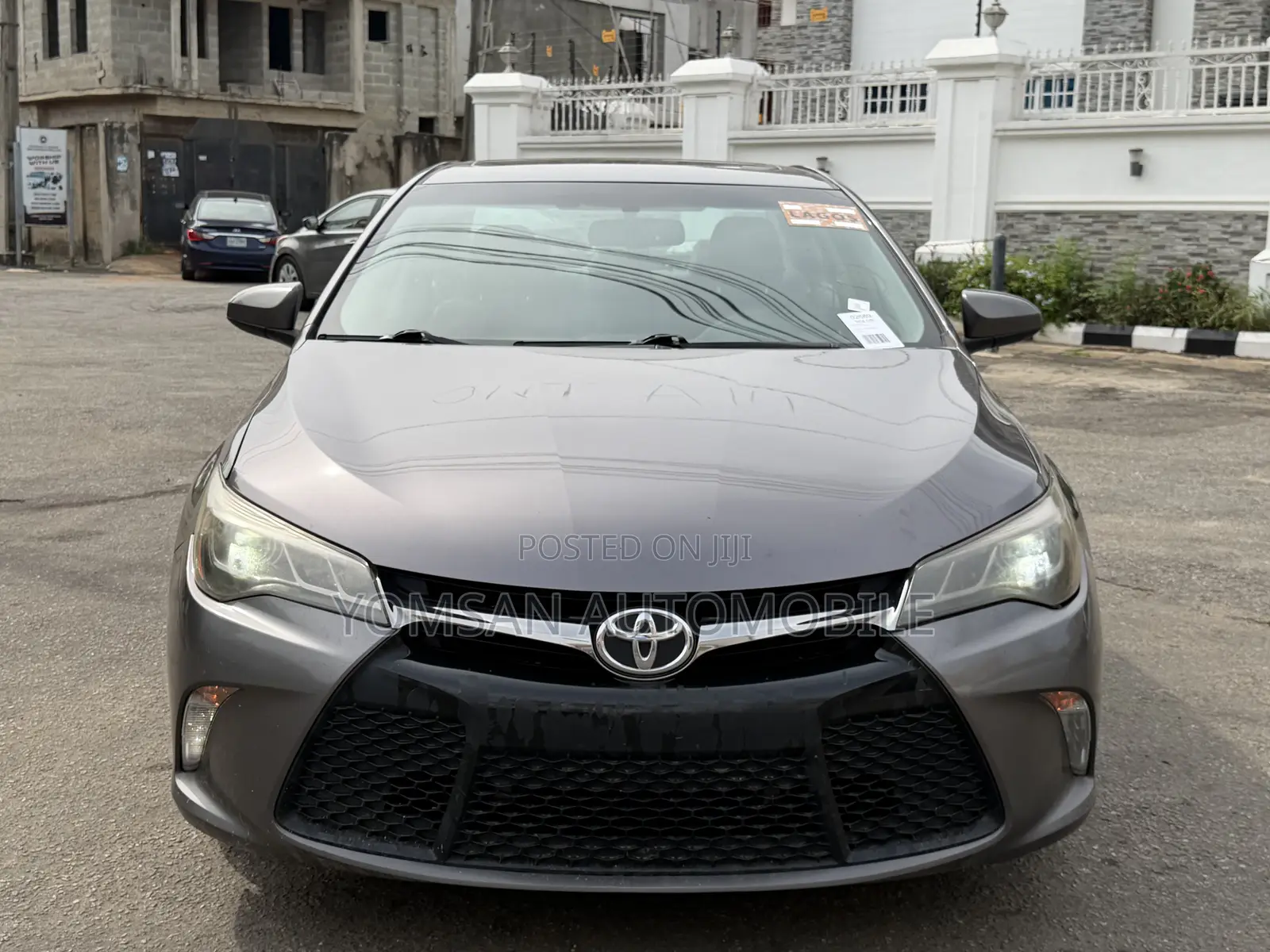 Toyota Camry XSE V6 4dr Sedan (3.5L 6cyl 6A) 2016 Gray