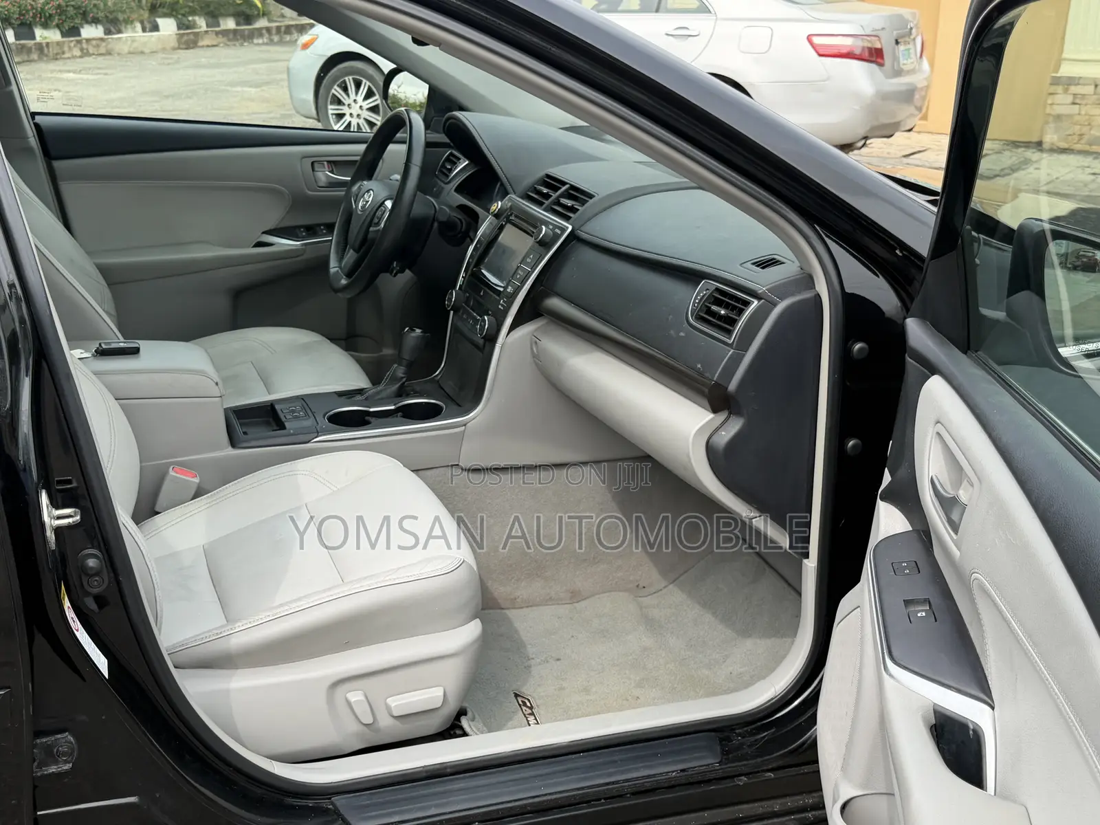 Toyota Camry XLE 4dr Sedan (3.5L 6cyl 6A) 2015 Black