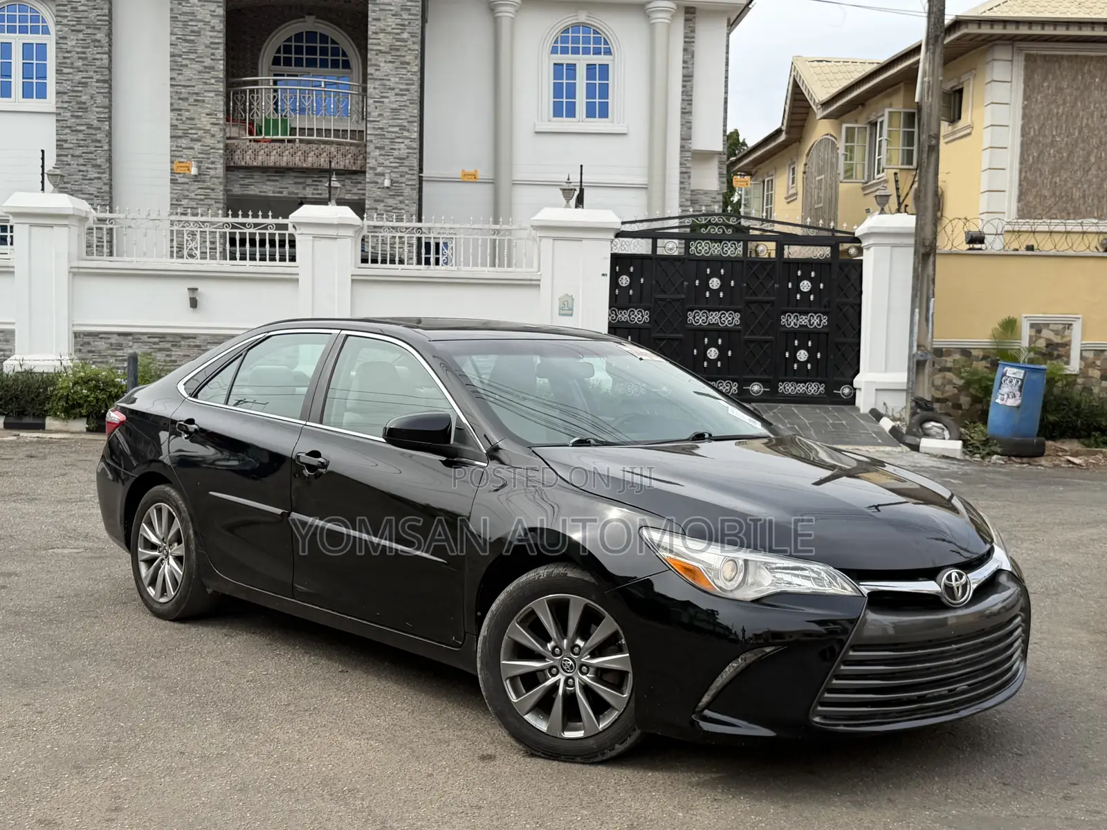 Toyota Camry XLE 4dr Sedan (3.5L 6cyl 6A) 2015 Black