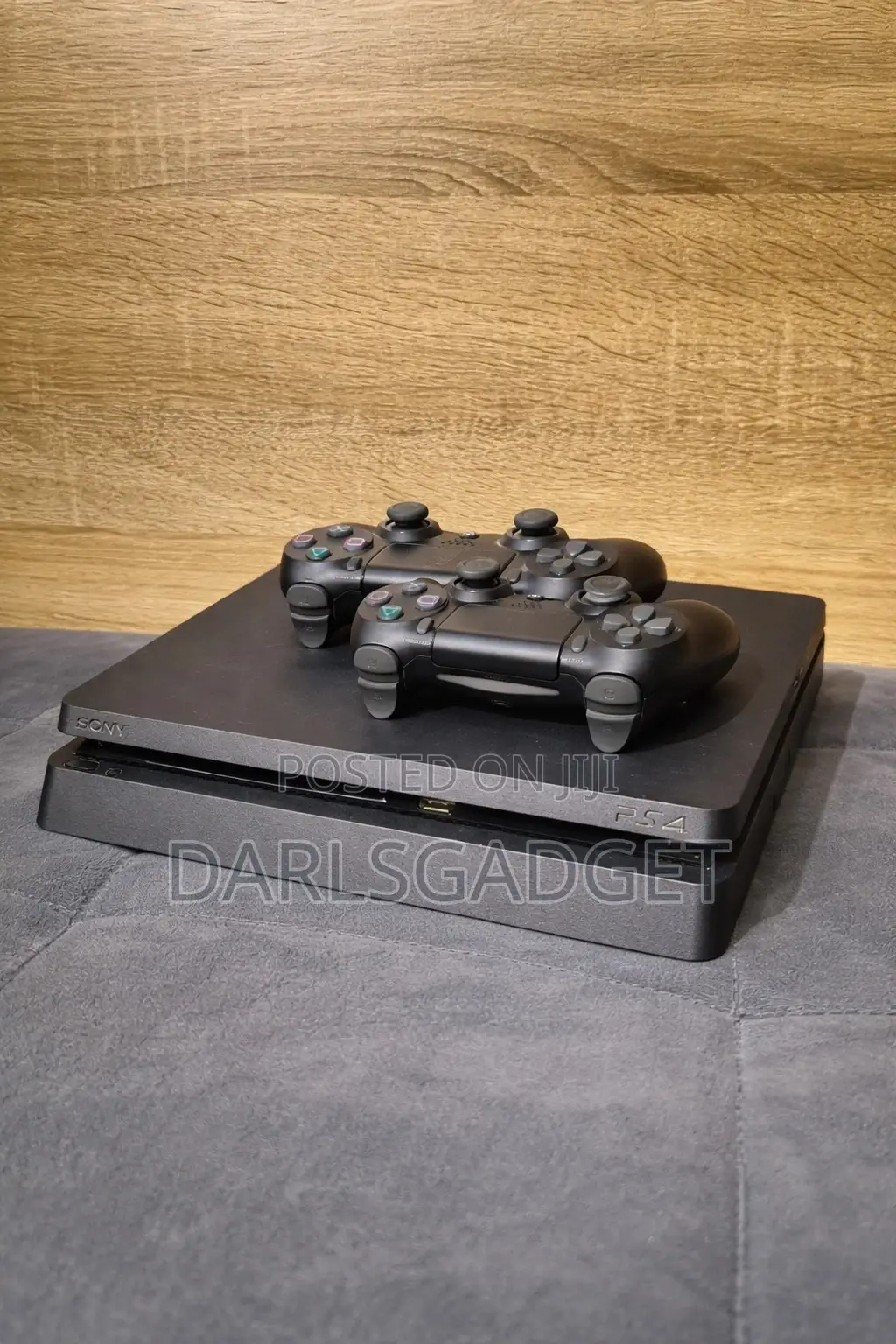 Ps4 Slim 1tb With 2 Pads Fc25 Package