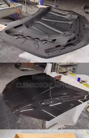 High Quality Certified Complete New Dry Carbon Bonnet Lamborghini Urus