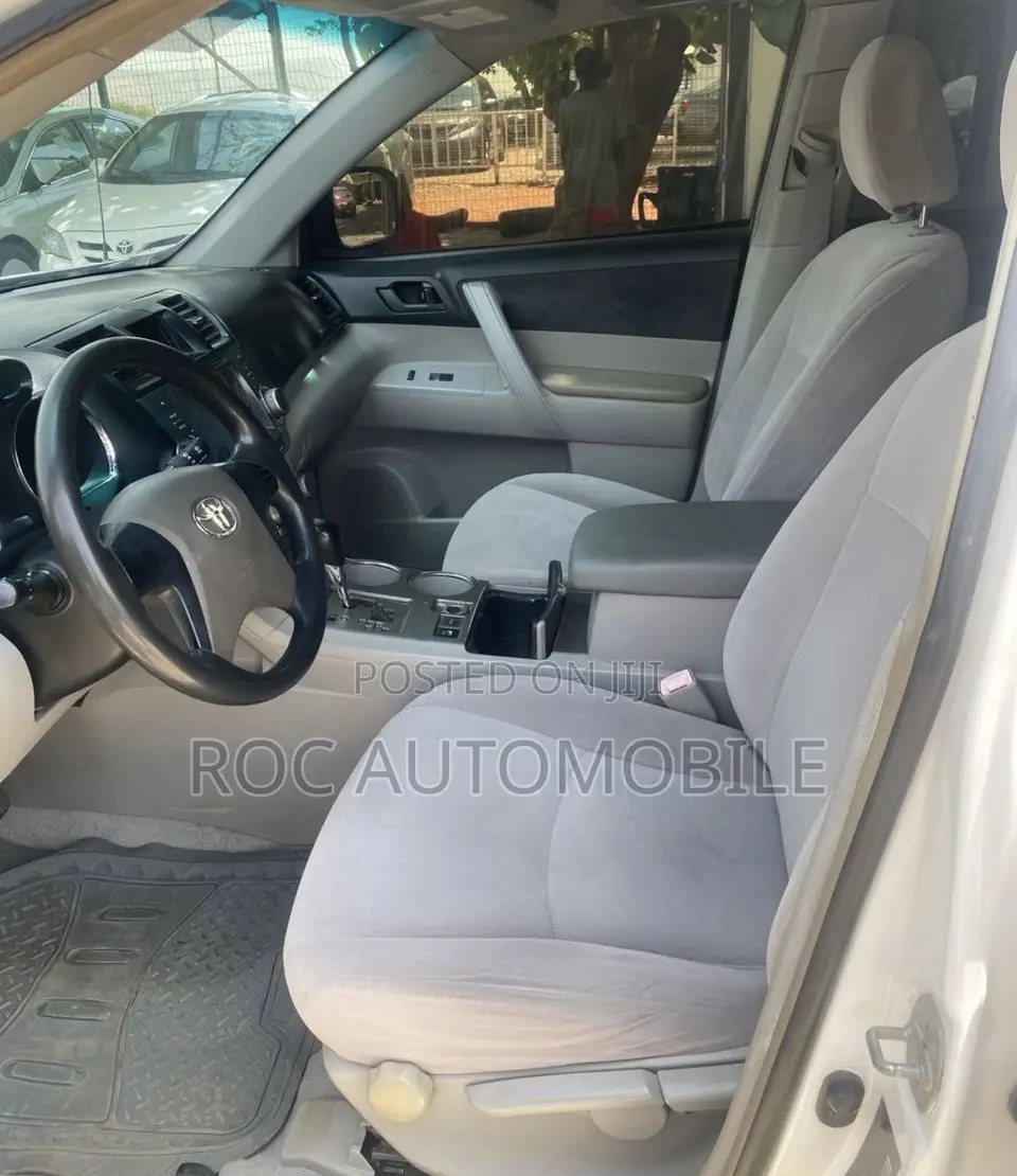 Toyota Highlander 2010 White