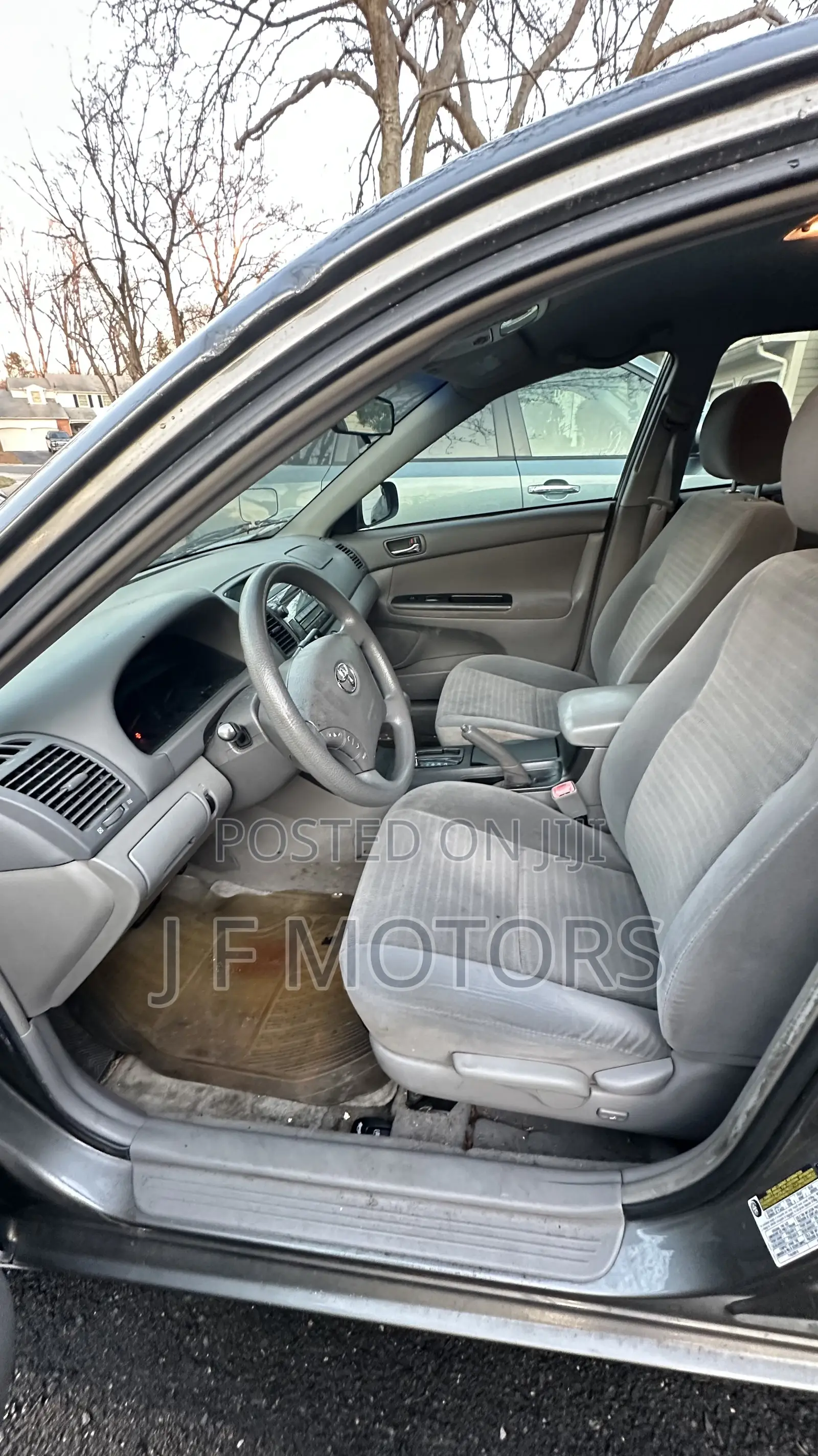Toyota Camry 2005 Gray