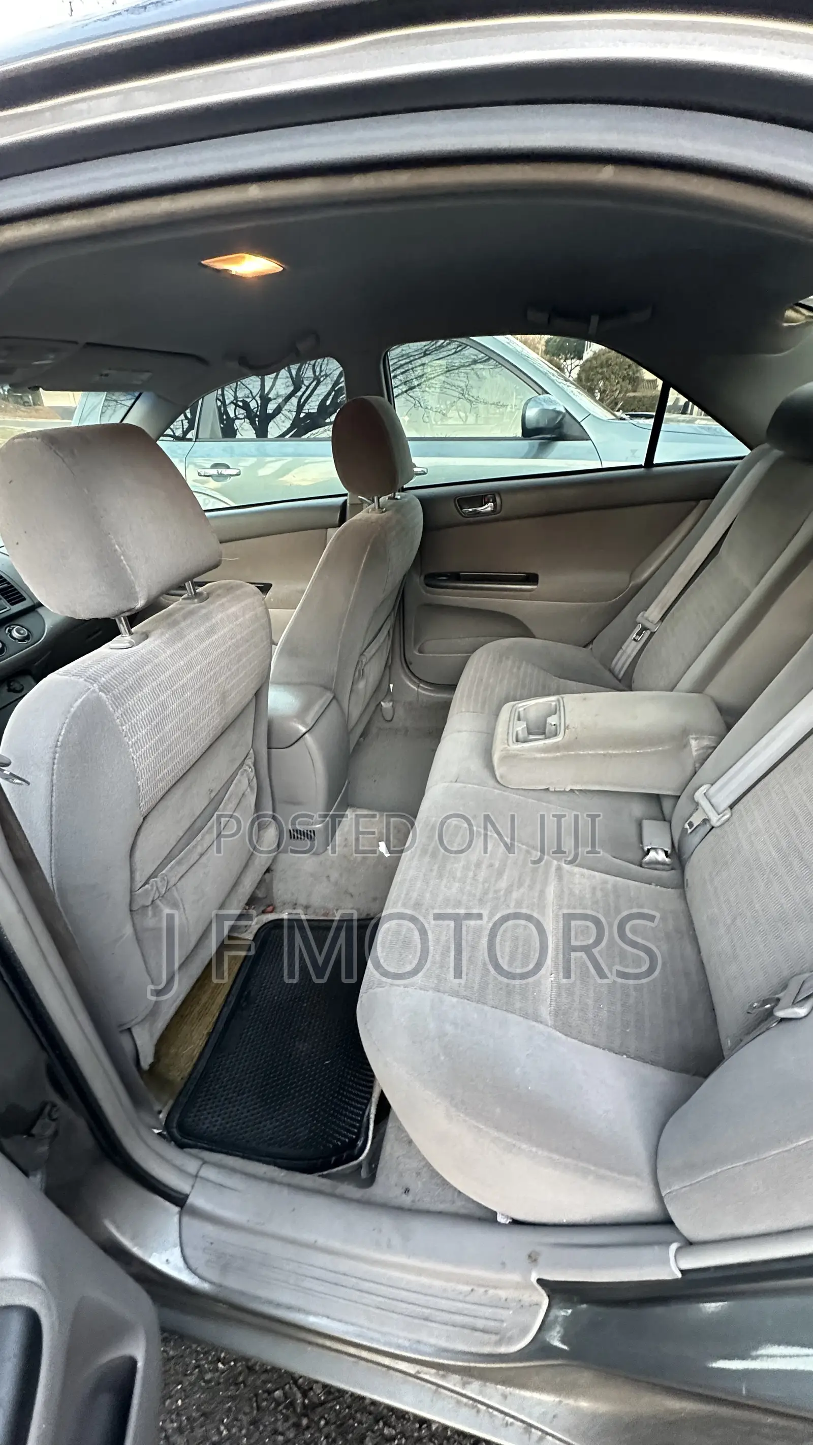 Toyota Camry 2005 Gray