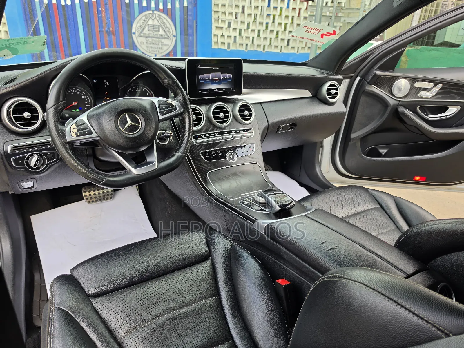 Mercedes-Benz C300 Base AWD 4Matic Sedan (2.0L 4cyl 7A) 2015 Silver