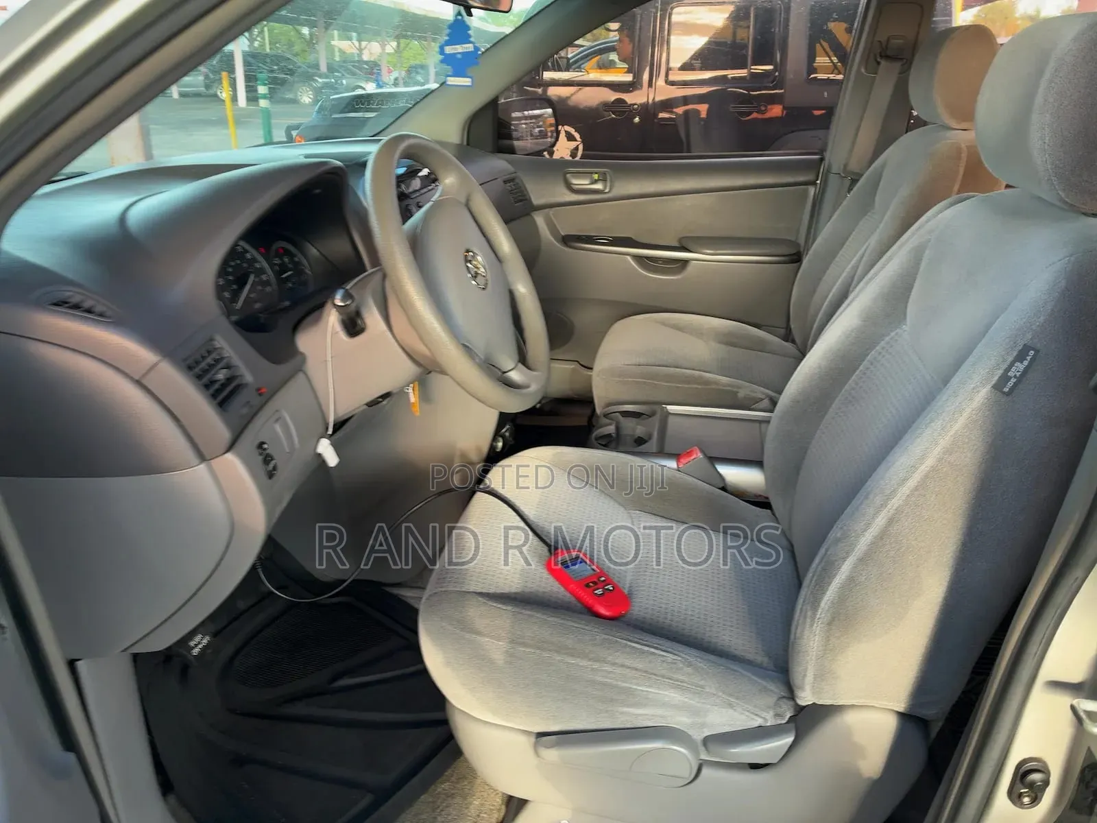 Toyota Sienna 2006 Silver