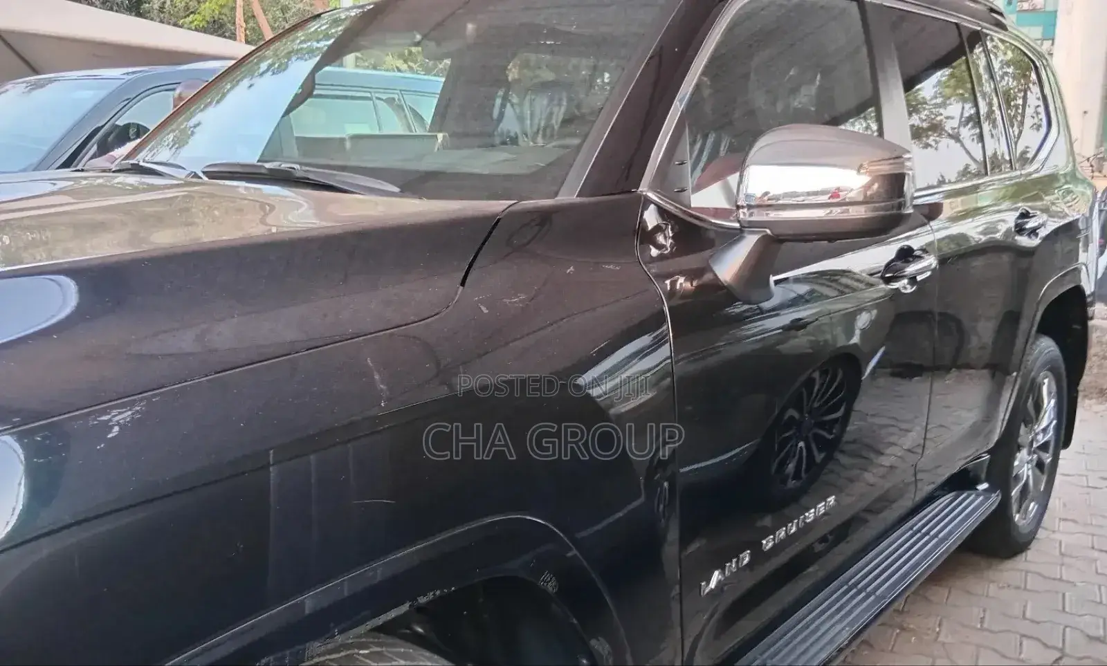 New Toyota Land Cruiser LC300 2025 Black