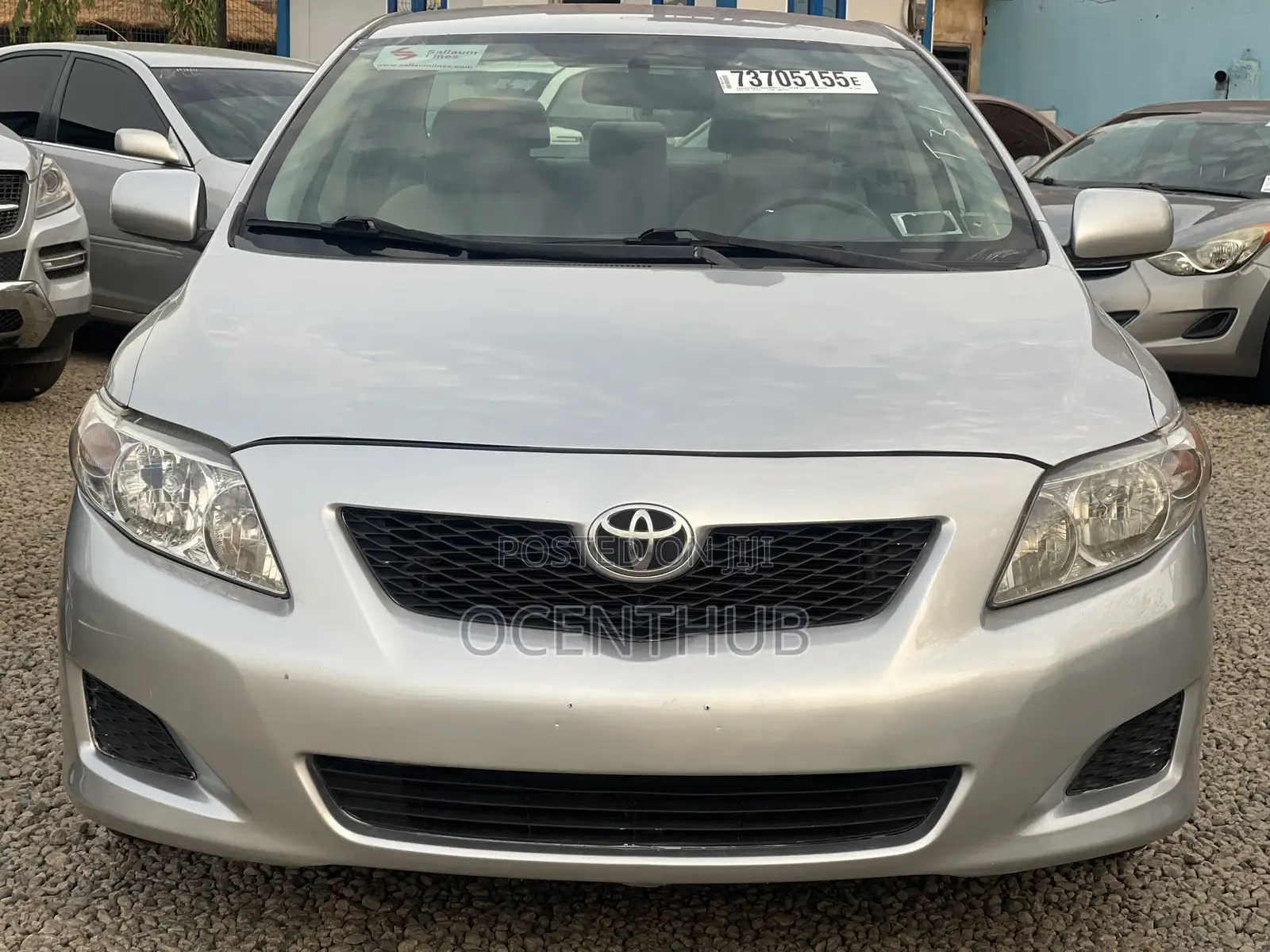 Toyota Corolla LE 4dr Sedan (1.8L 4cyl 4A) 2011 Silver