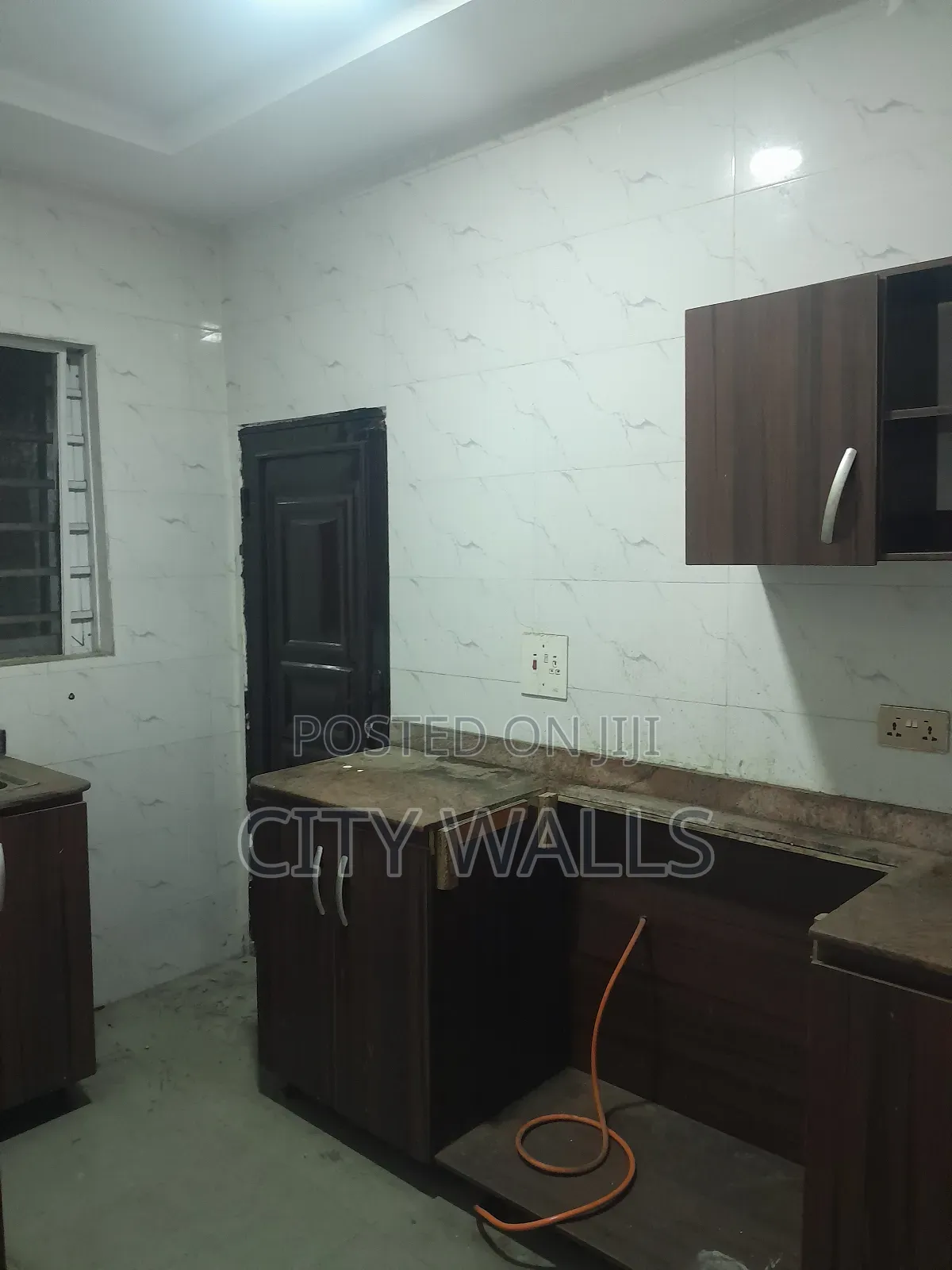 2bdrm Block of Flats in Badore for rent