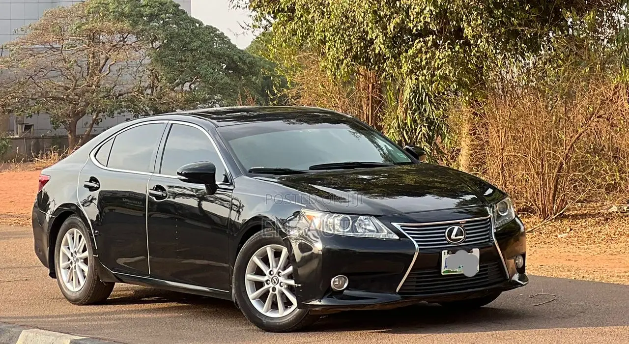 Lexus ES 2015 Black