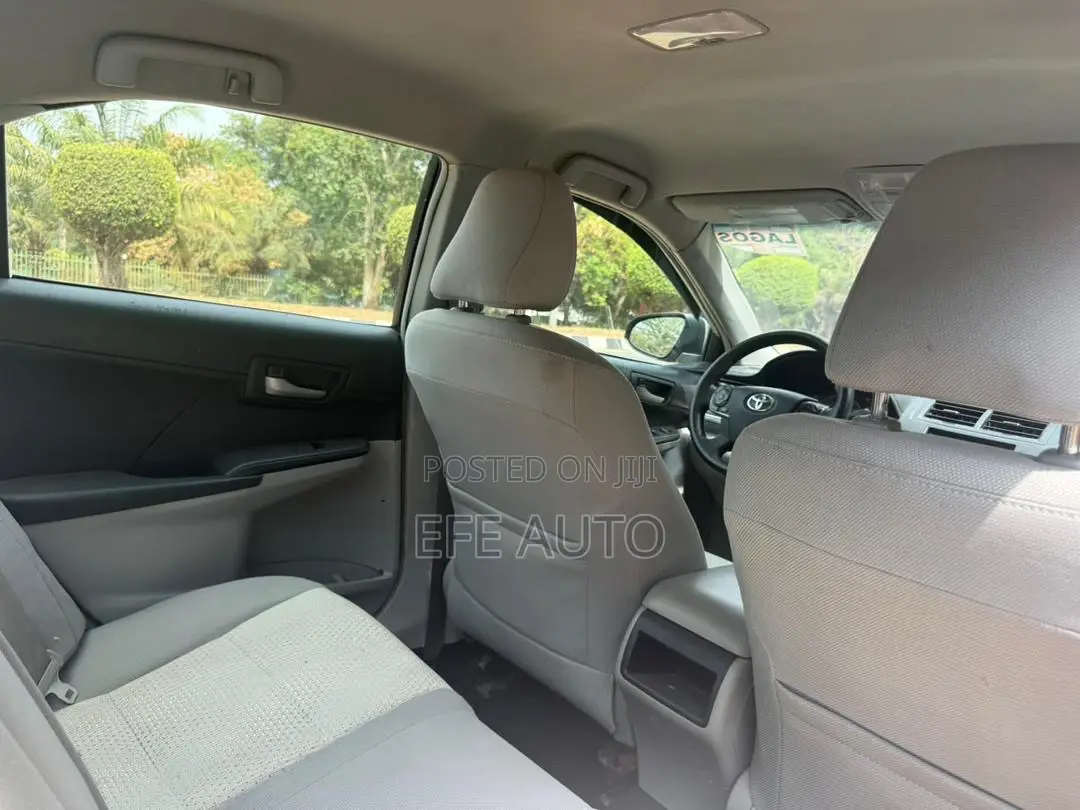 Toyota Camry 2014 Silver