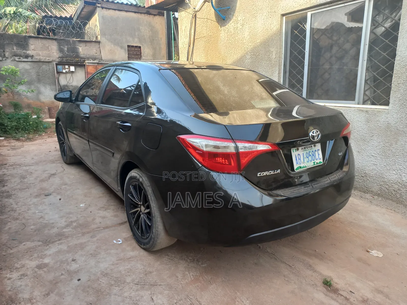 Toyota Corolla L 4dr Sedan (1.8L 4cyl 4A) 2015 Black