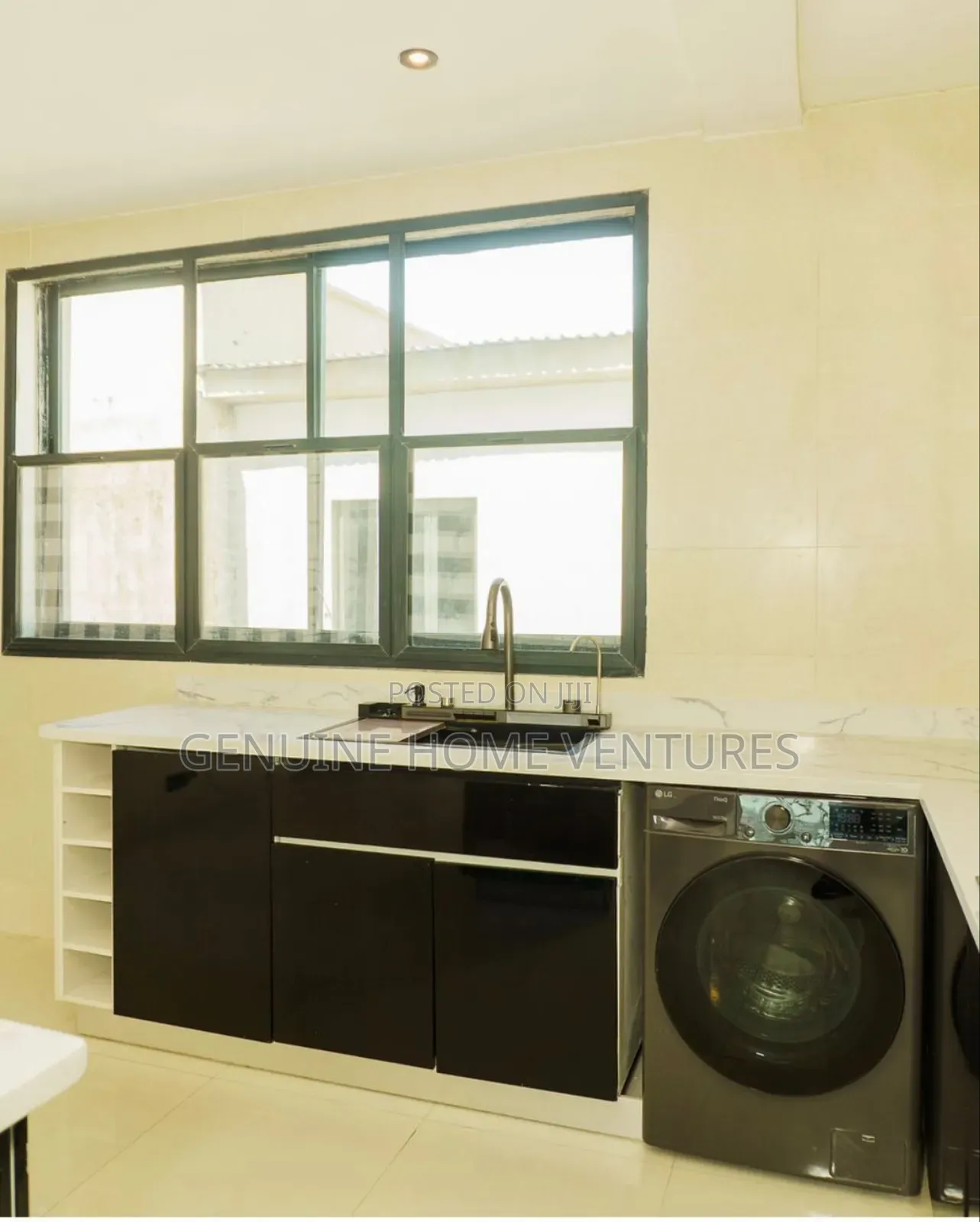 3bdrm Maisonette in Lekki Phase One for sale