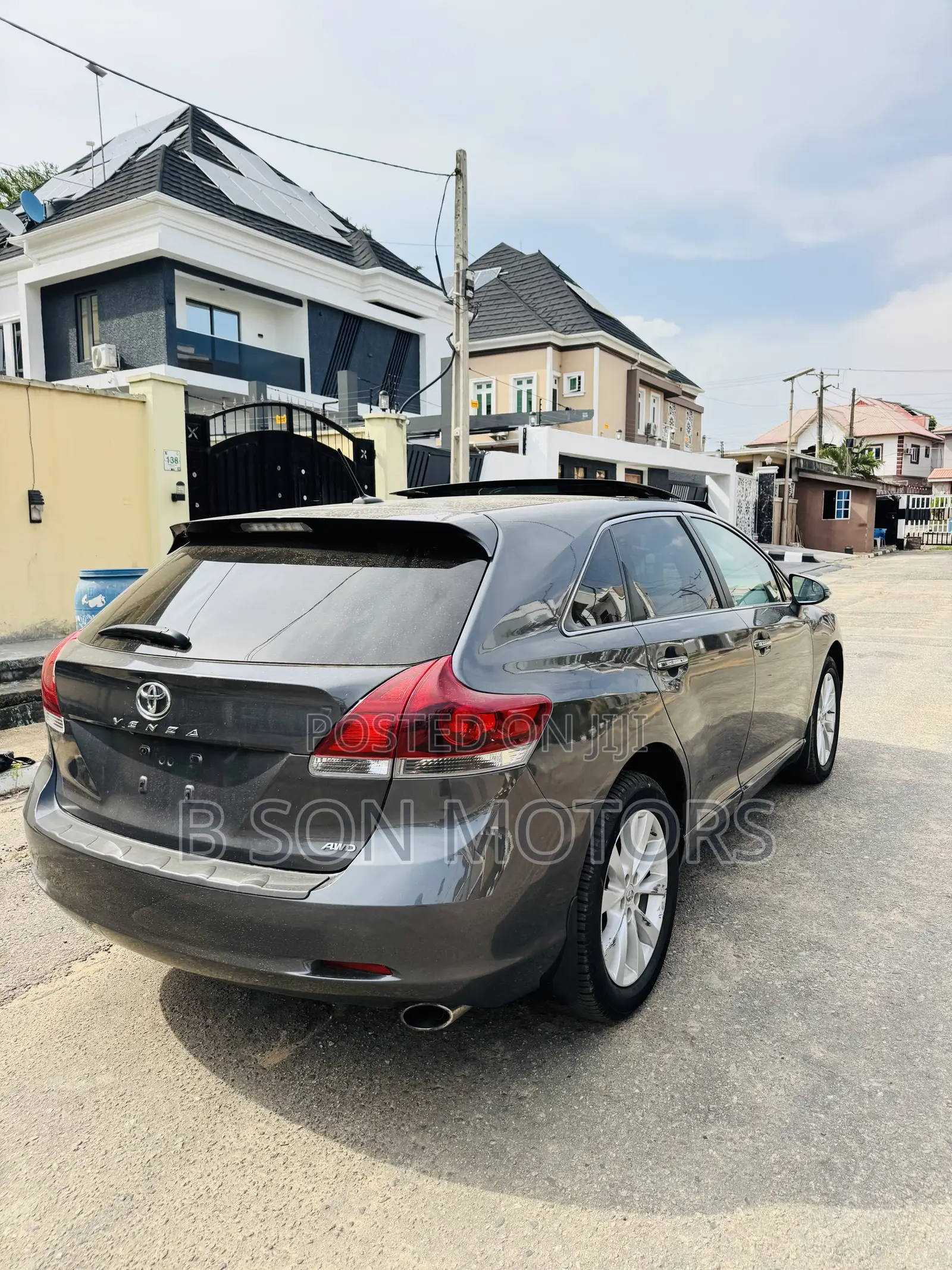 Toyota Venza XLE 2013 Gray