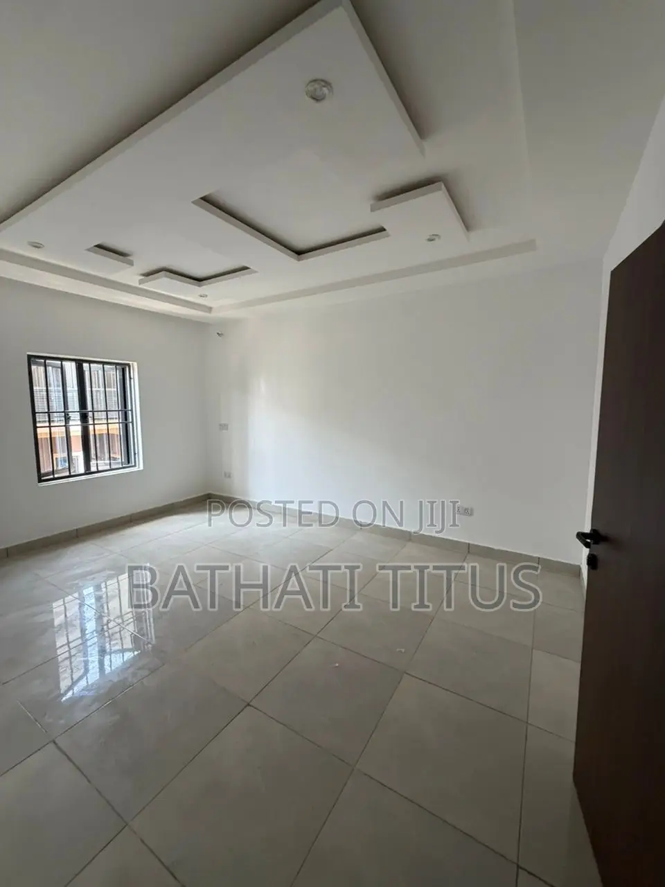 4bdrm Duplex in Life Camp for sale