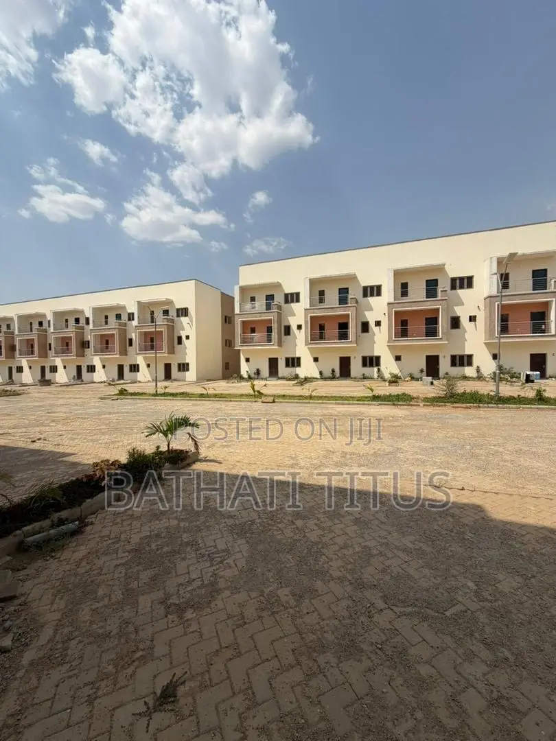 4bdrm Duplex in Katampe (Main) for sale