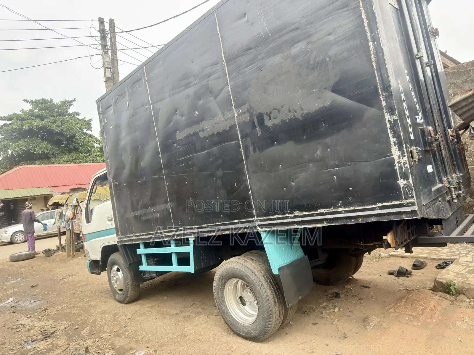 Toyota Dyna 150 Container Box