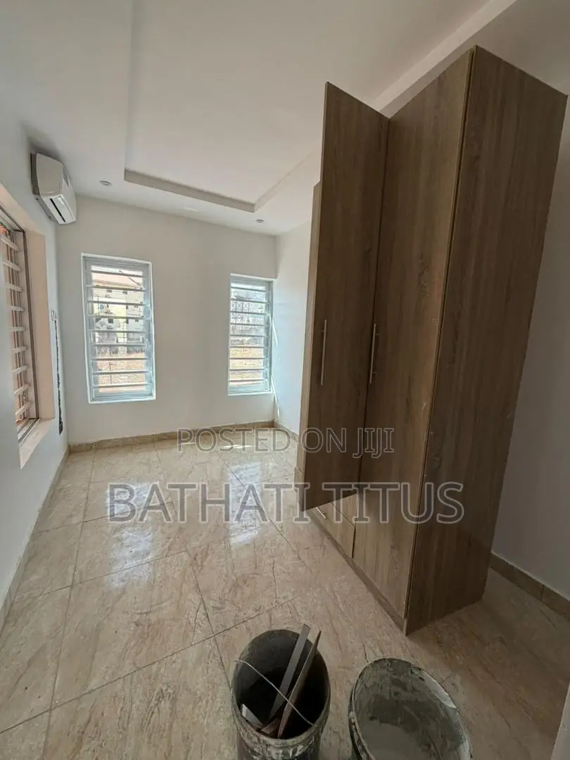 3bdrm Block of Flats in Katampe (Main) for sale