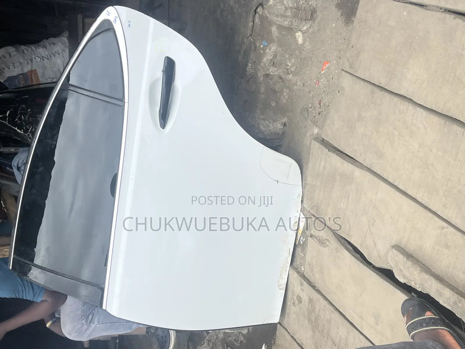 Back Door Es350 2015